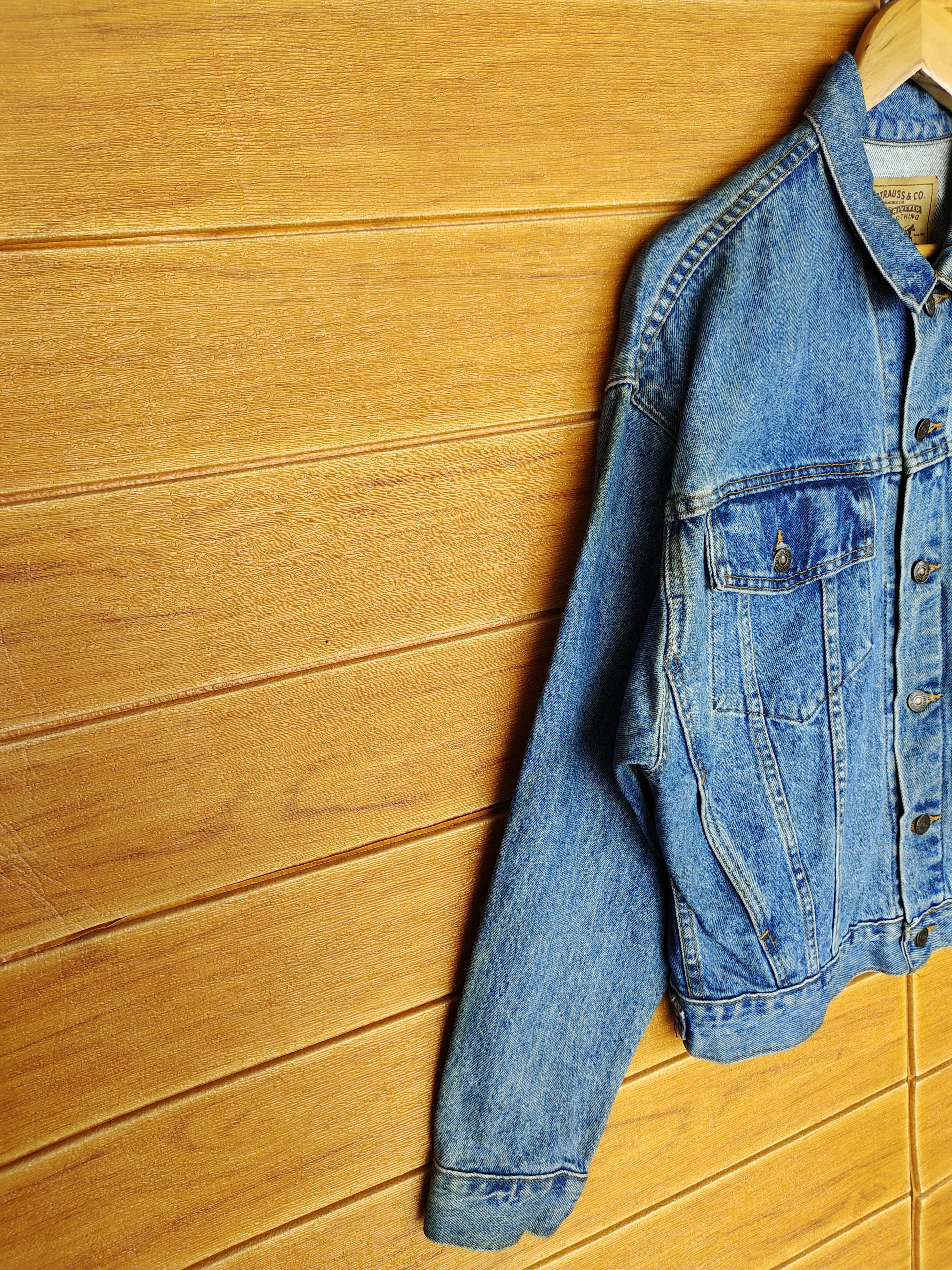 Levi's Vintage 1992 LEVIS Trucker Denim Jacket Size US L / EU 52-54 / 3 - 8 Thumbnail