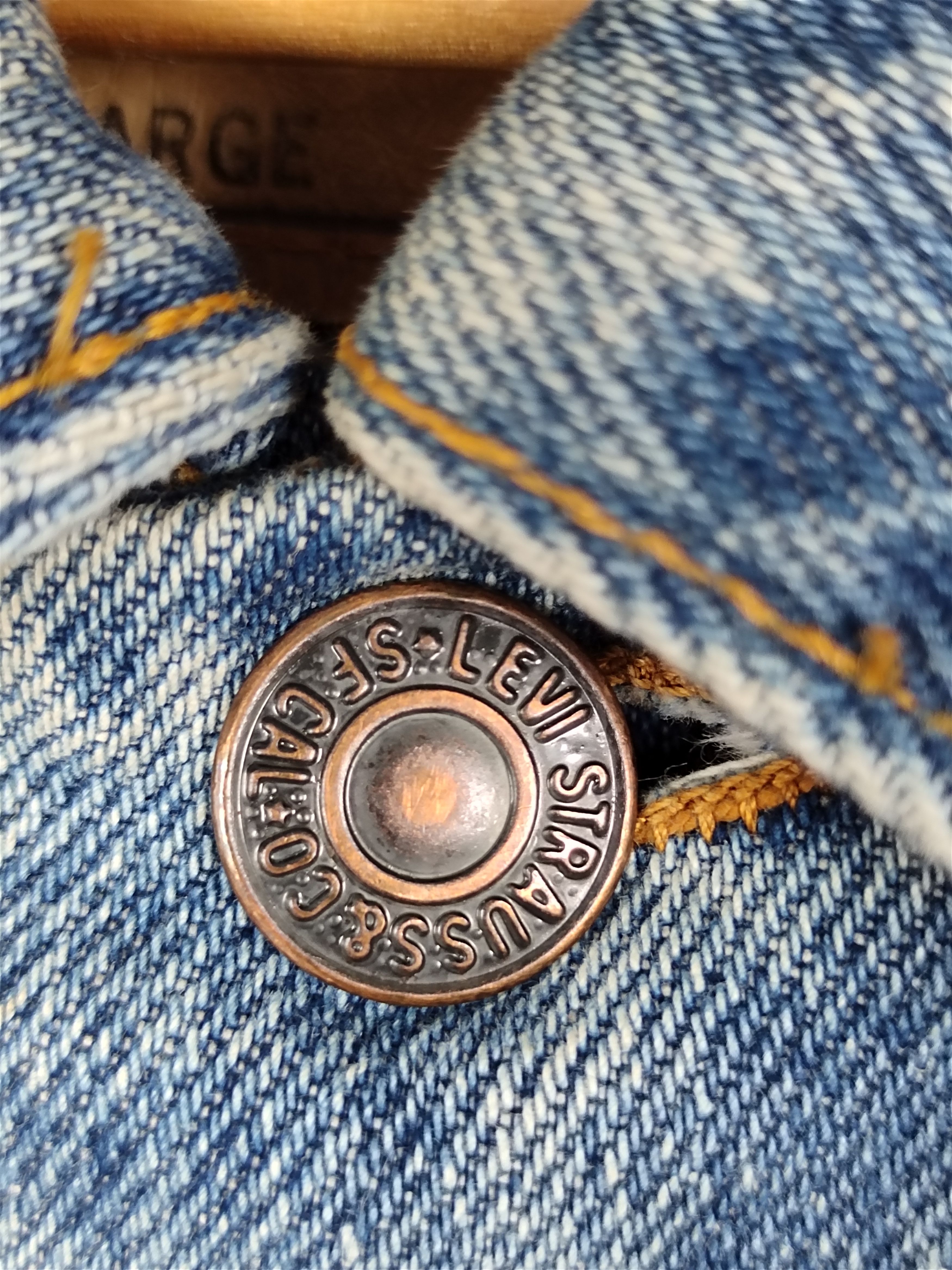 Levi's Vintage 1992 LEVIS Trucker Denim Jacket Size US L / EU 52-54 / 3 - 12 Thumbnail