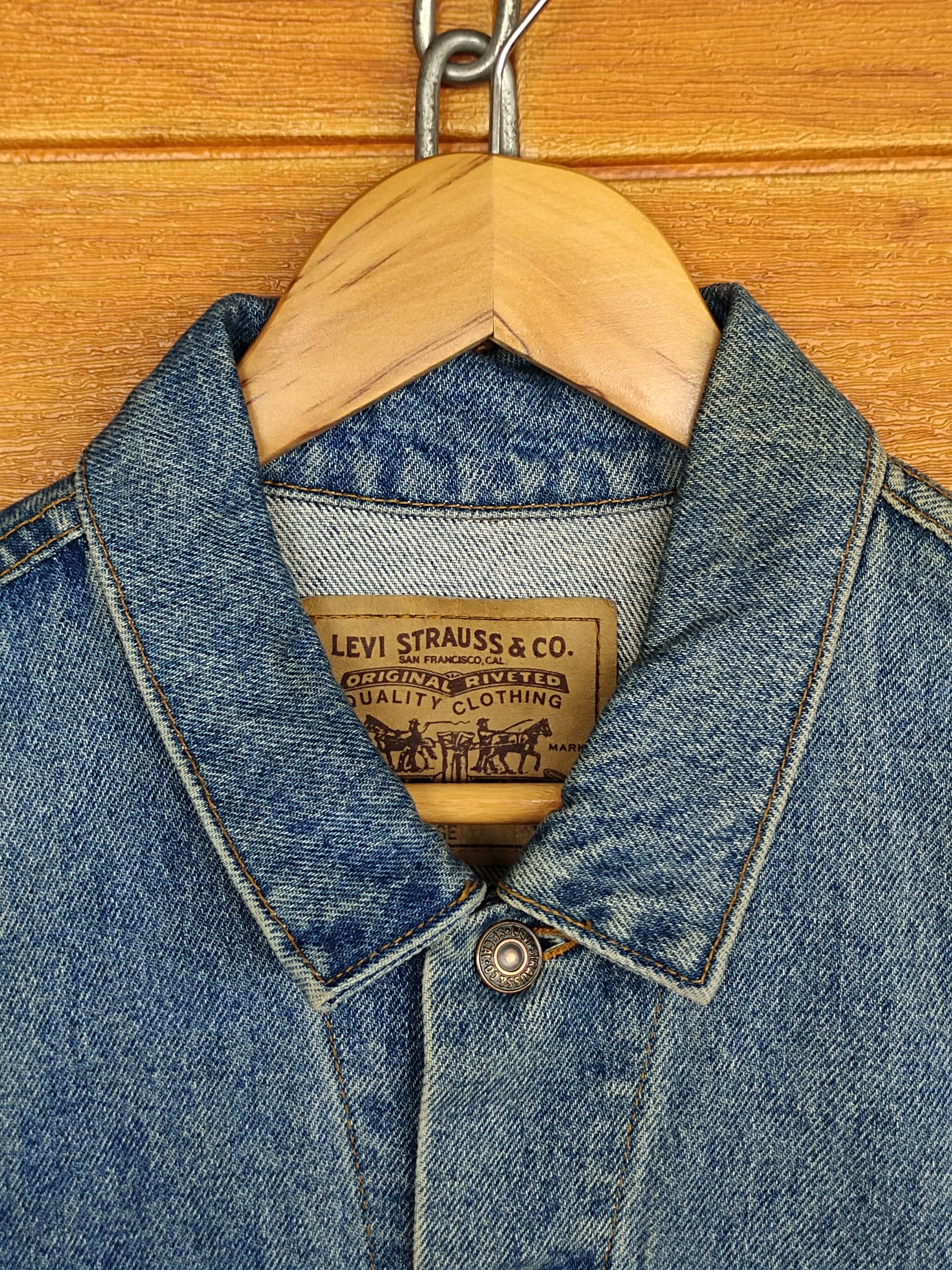Levi's Vintage 1992 LEVIS Trucker Denim Jacket Size US L / EU 52-54 / 3 - 2 Thumbnail