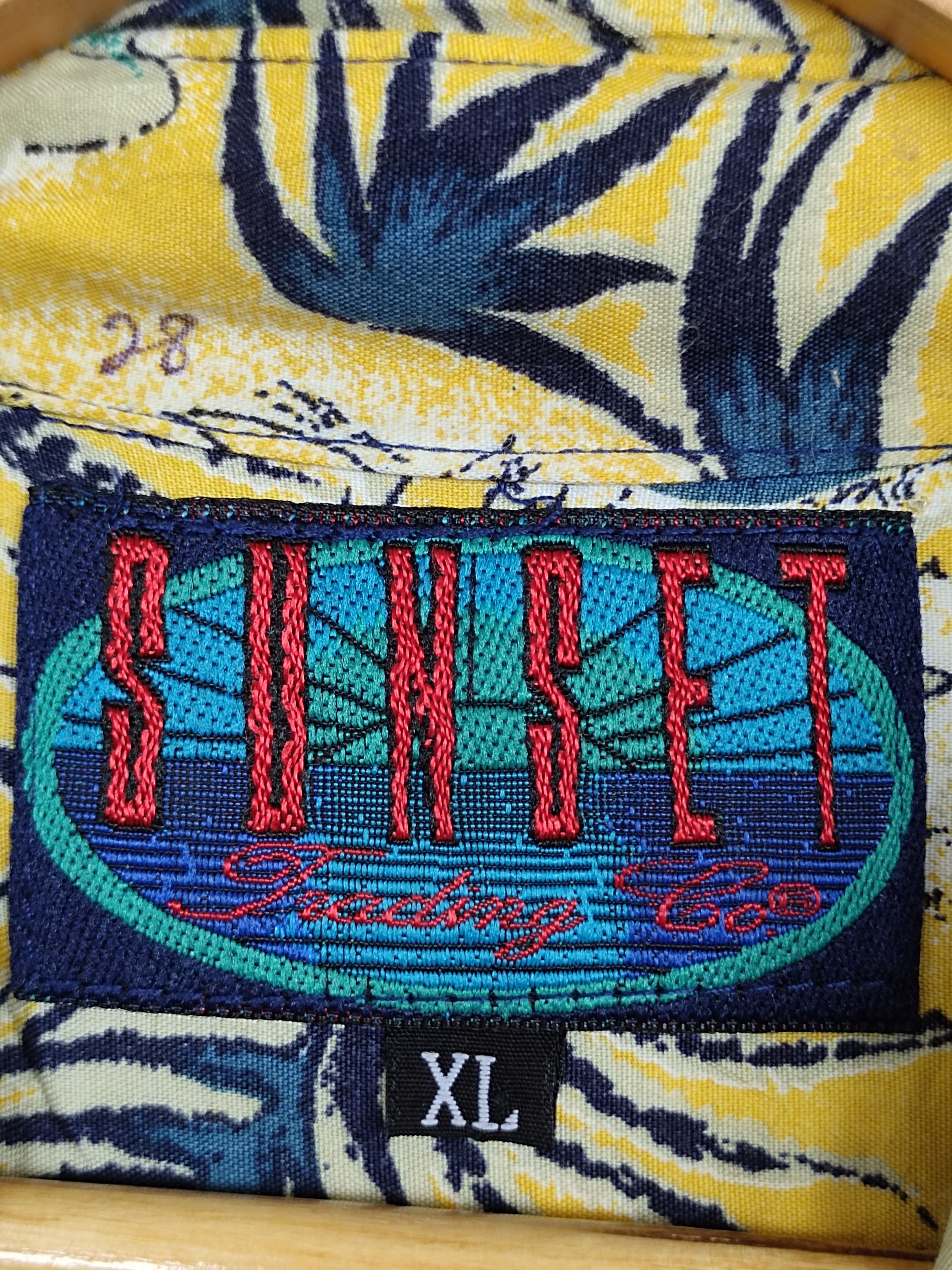 Sun Surf Vintage 80s Hawaiian SUNSET Ying & Yang Print Shirt Size US XL / EU 56 / 4 - 11 Thumbnail