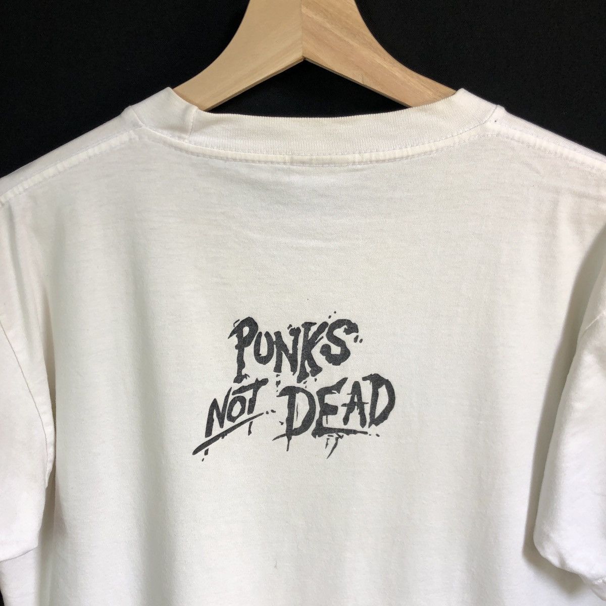 Band Tees Vintage Exploited Total Chaos Punks Not Dead Bootleg Tee Size US M / EU 48-50 / 2 - 4 Thumbnail