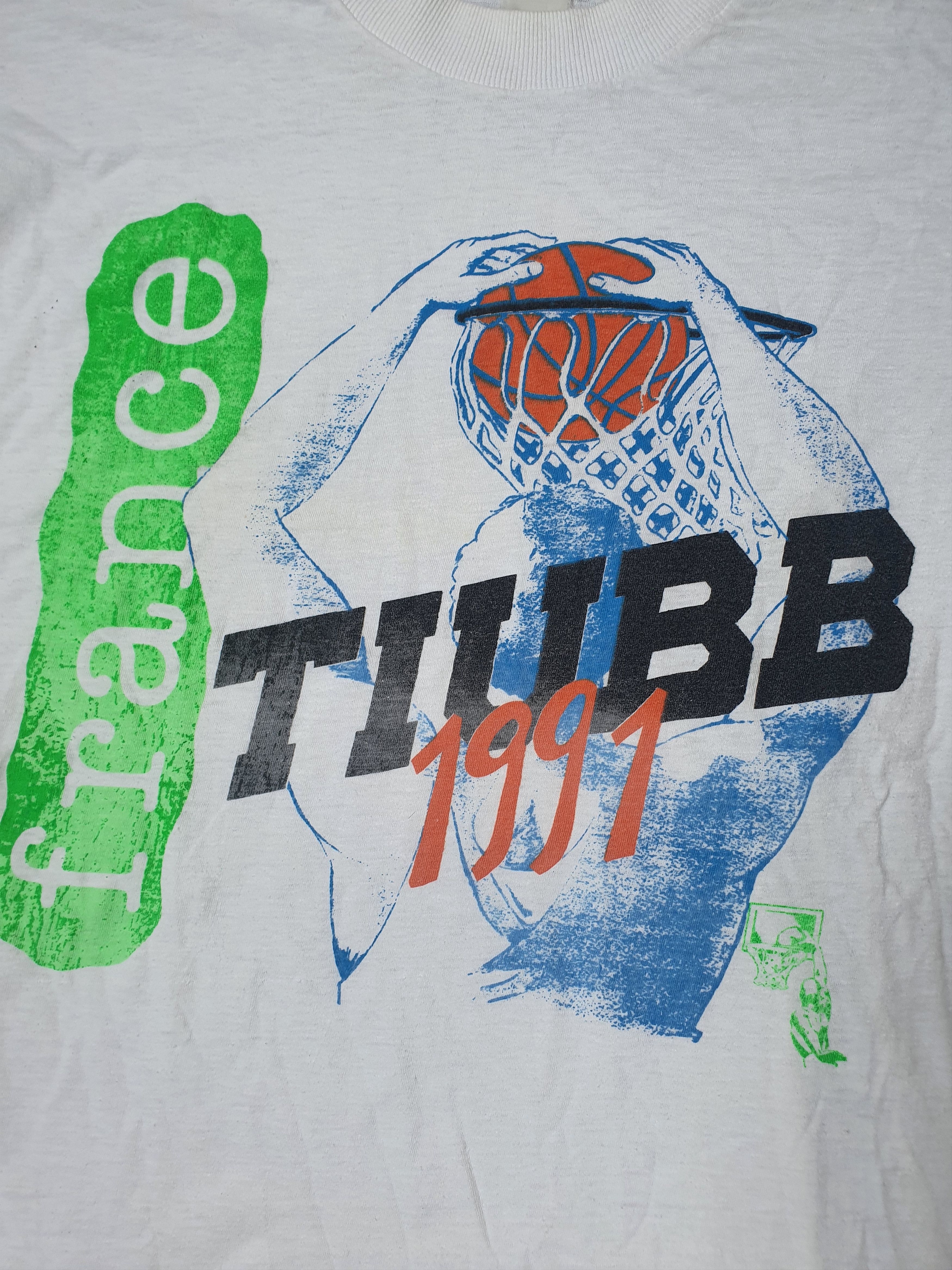 Vintage France TIUBB Basketball Vtg 1991 single stich tee,sz M Size US M / EU 48-50 / 2 - 5 Thumbnail