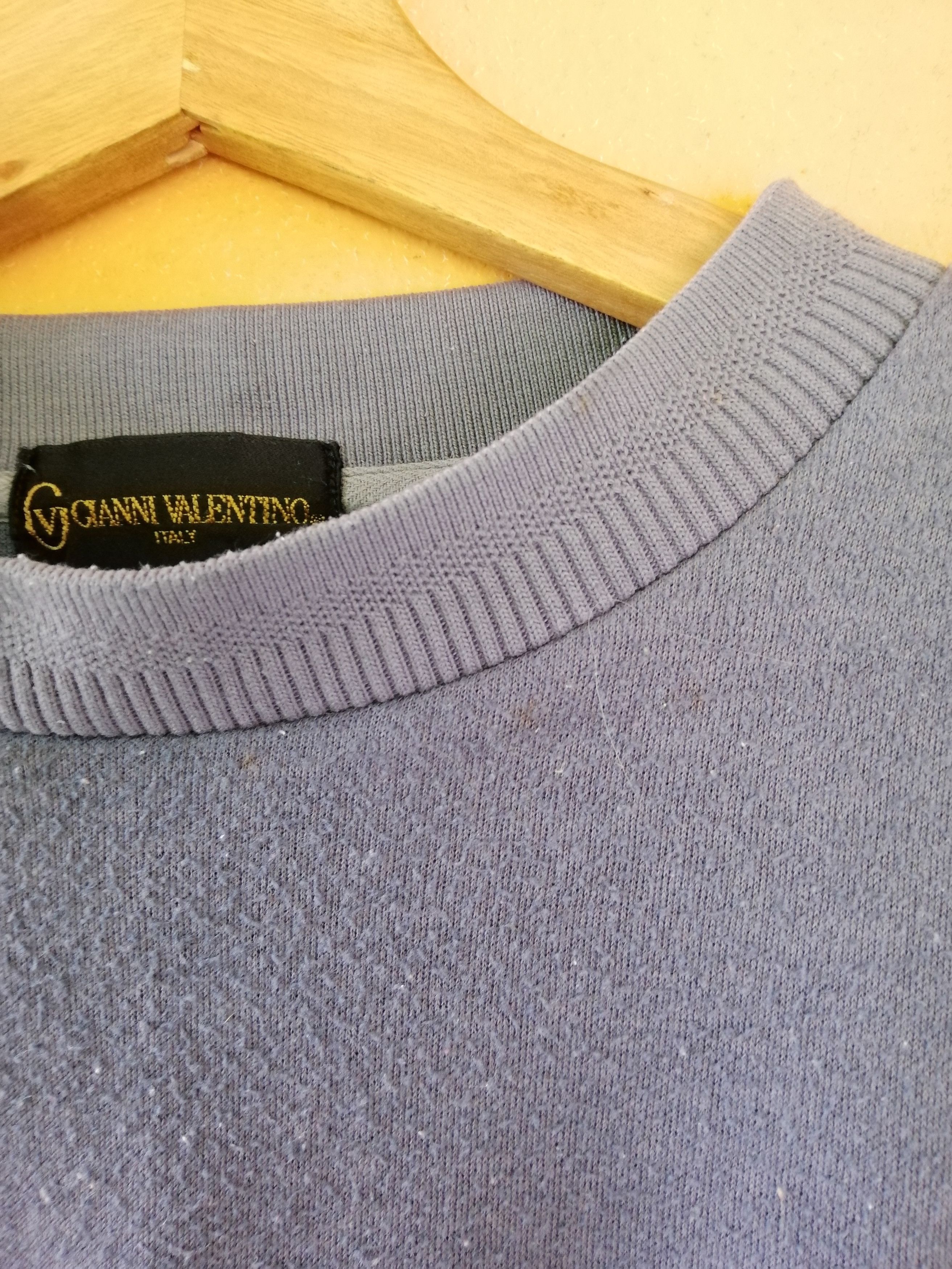 Gianni Valentino × Valentino × Vintage Vintage Gianni Valentino Sweatshirt Big Logo B5 Size US L / EU 52-54 / 3 - 2 Thumbnail