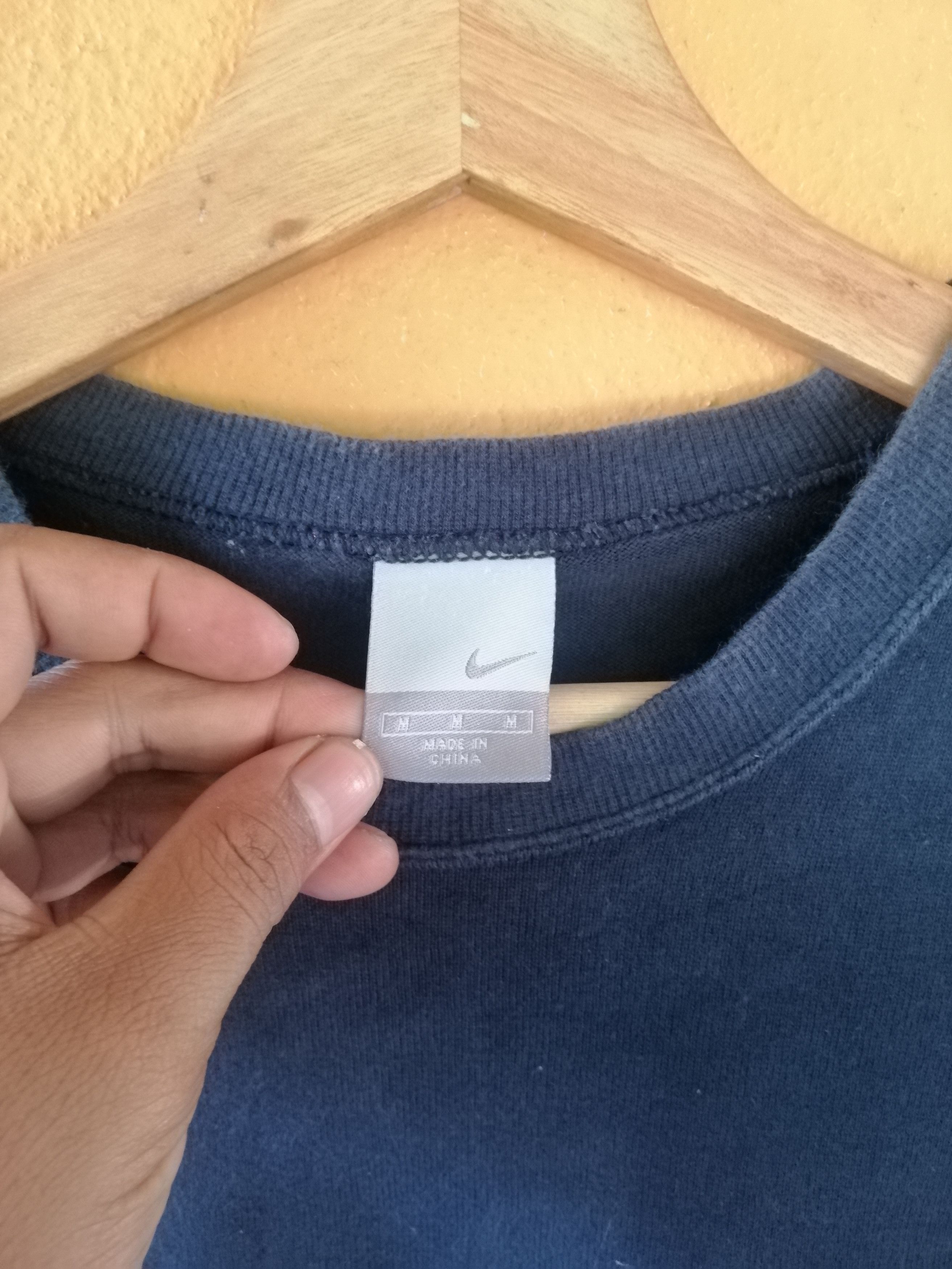 Nike Vintage Nike Air Big Logo Jumper Fullover Sweatshirt B8 Size US M / EU 48-50 / 2 - 4 Thumbnail