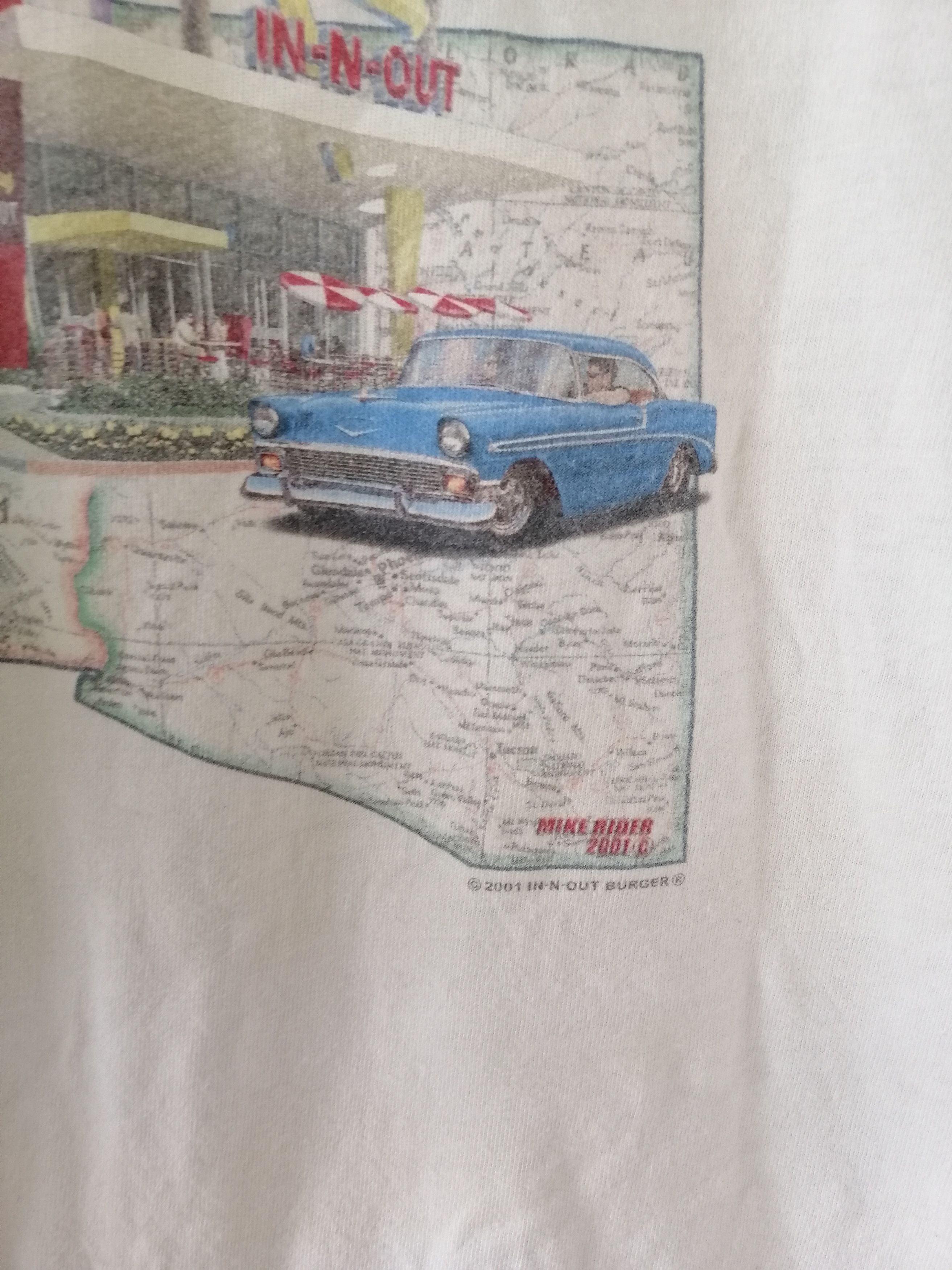 Vintage Vintage 2001 In N out Burger Arizona Tshirt Size US XL / EU 56 / 4 - 6 Thumbnail