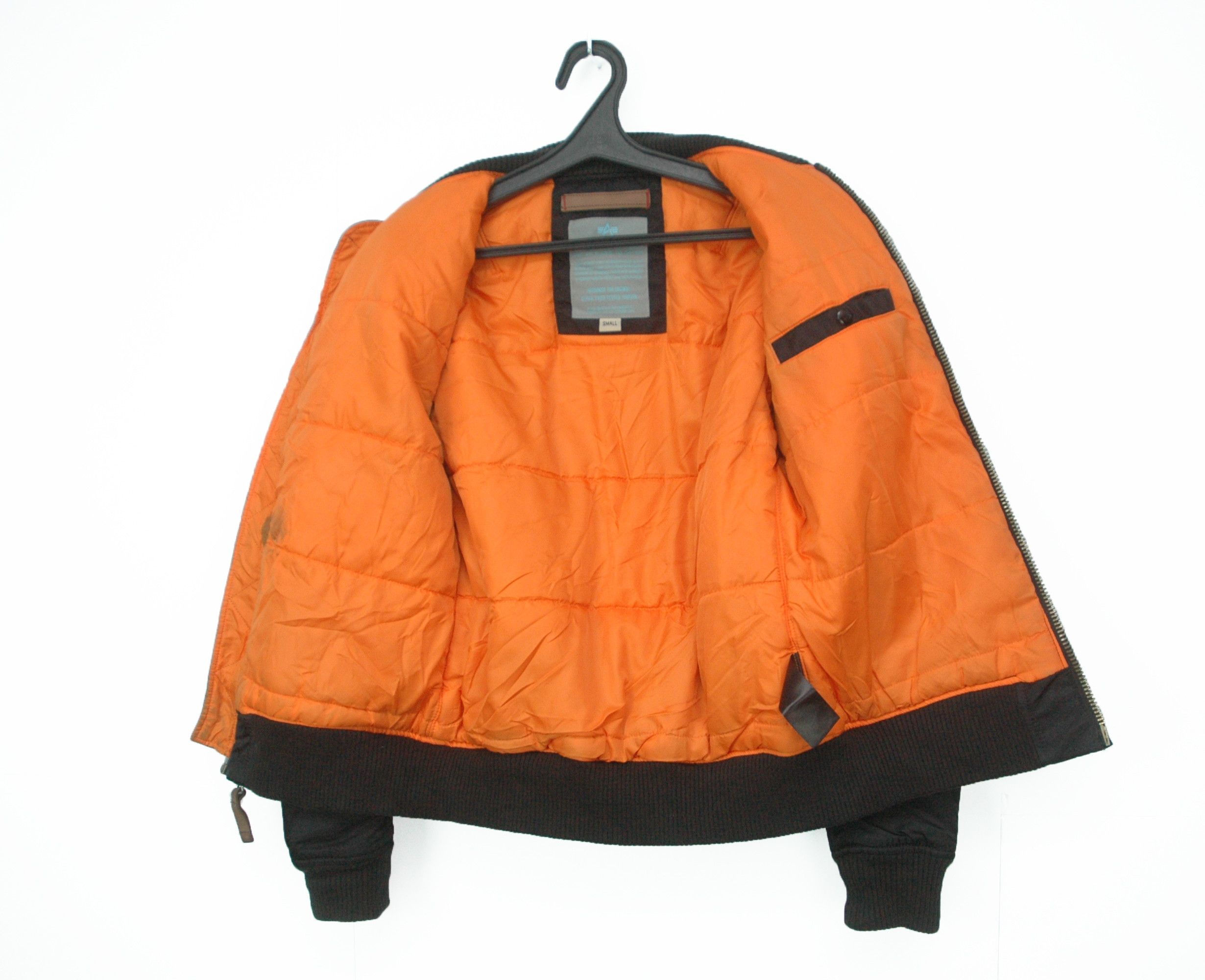 Alpha Industries Alpha Industries MA1 Bomber Military Jacket Wmns Size S / US 4 / IT 40 - 7 Thumbnail
