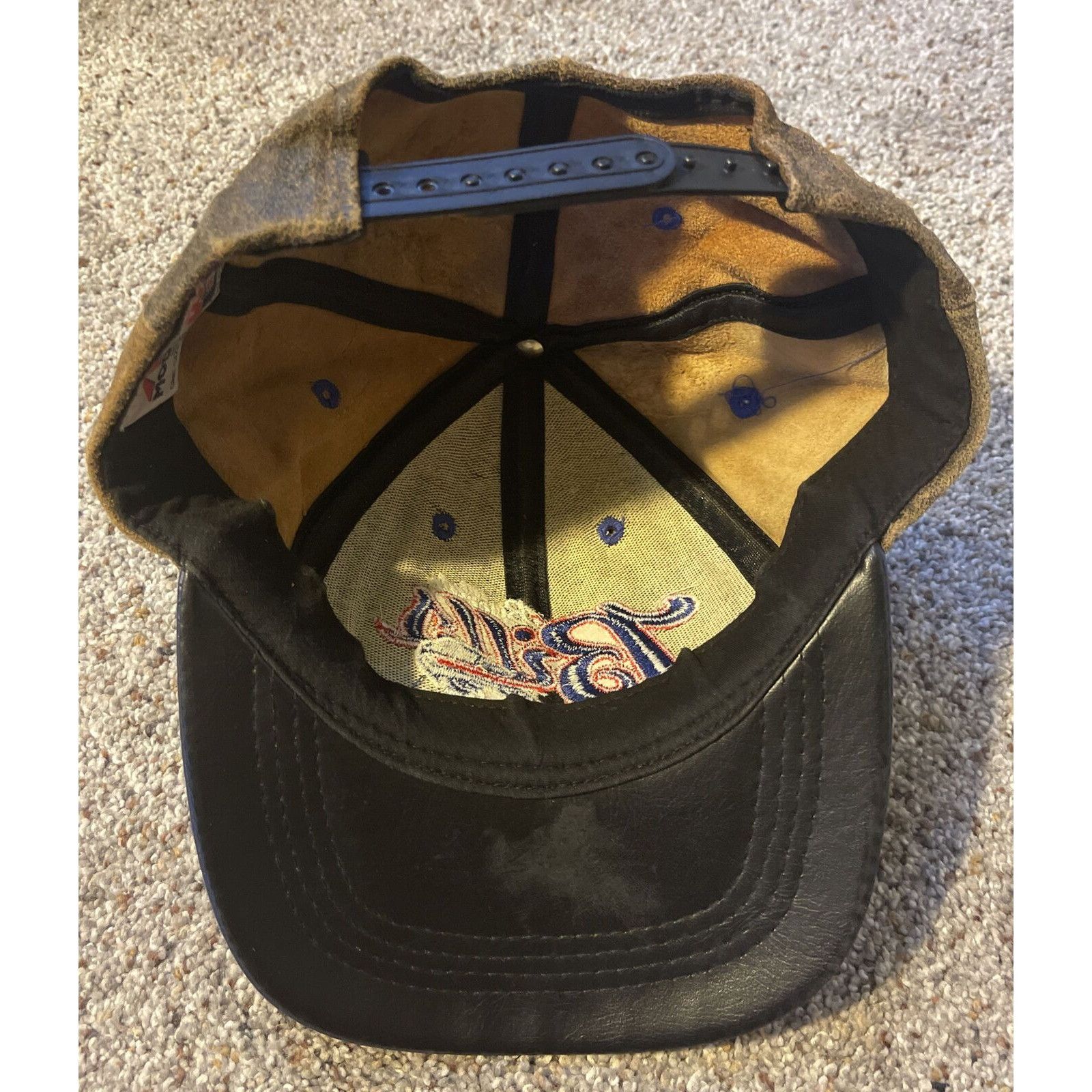 Vintage Vintage 90’s Buffalo Bills NFL Leather Snapback Hat Size ONE SIZE - 3 Thumbnail