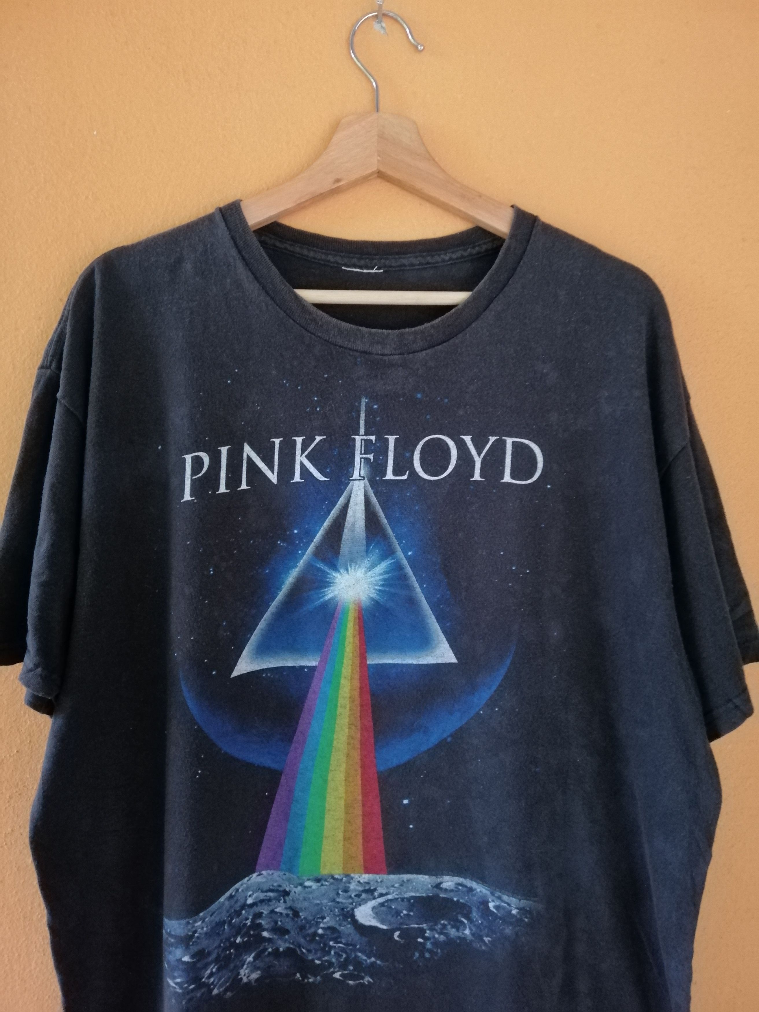 Pink Floyd Vintage Pink Floyd Dark side of the moon Classic Logo Size US L / EU 52-54 / 3 - 4 Thumbnail