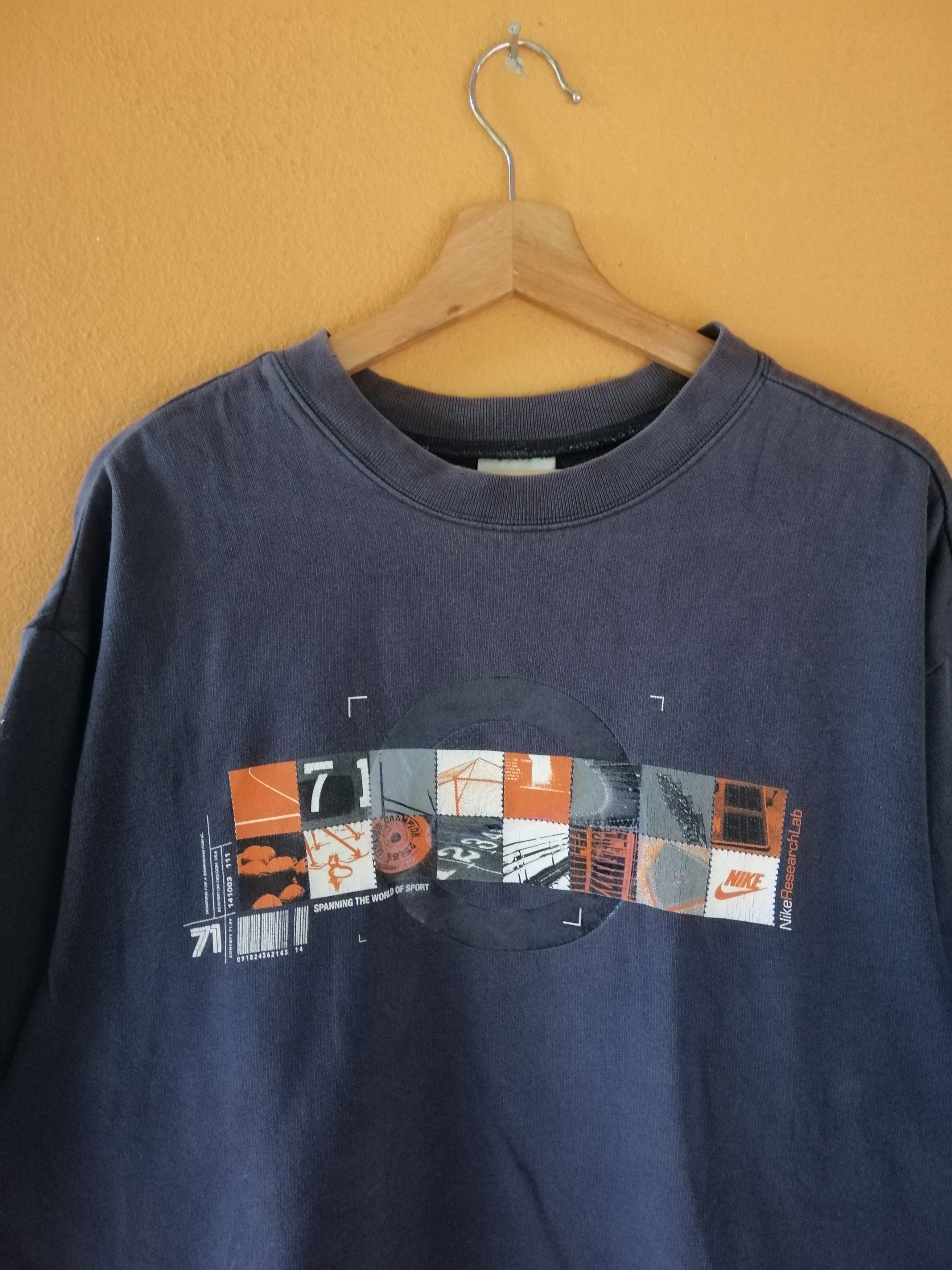 Nike × Nike ACG Vintage Nike Research Lab Sweatshirt B17 Size US L / EU 52-54 / 3 - 1 Thumbnail