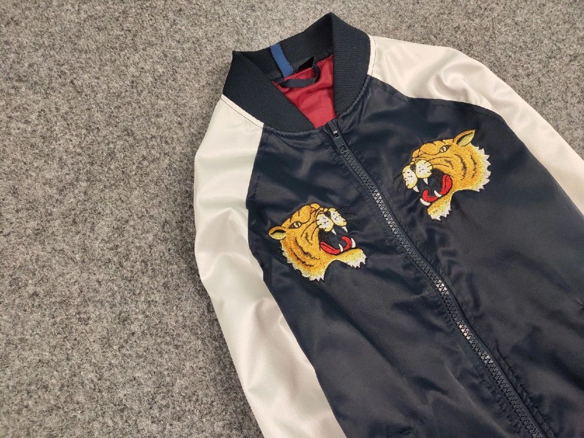 Japanese Brand Vintage Japanese Bomber Jacket Tiger Embroidered Logos Size US S / EU 44-46 / 1 - 7 Thumbnail