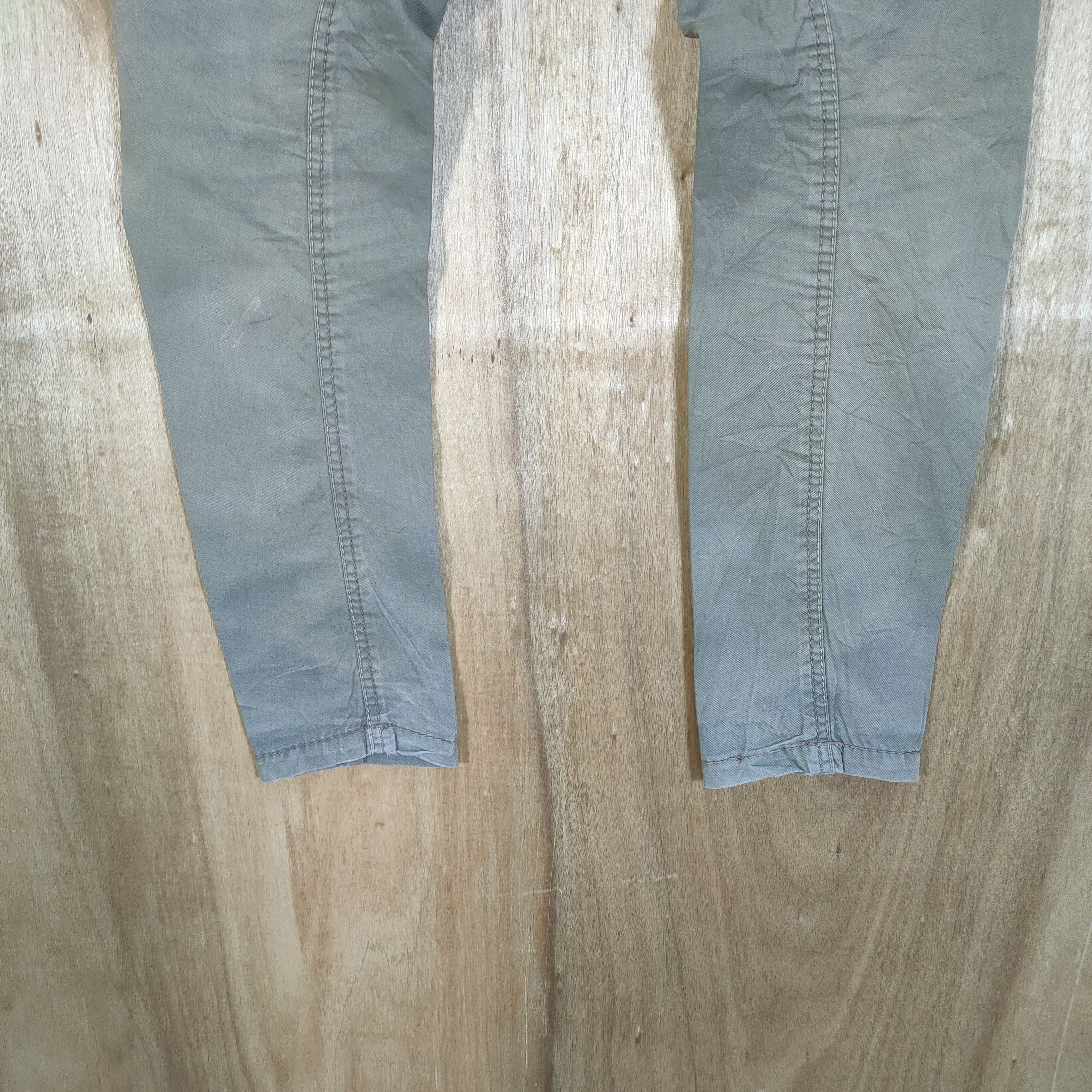 Japanese Brand × Voodoo Tactical 8 POCKET JAPANESE FADED CARGO PANTS Size US 27 - 7 Thumbnail
