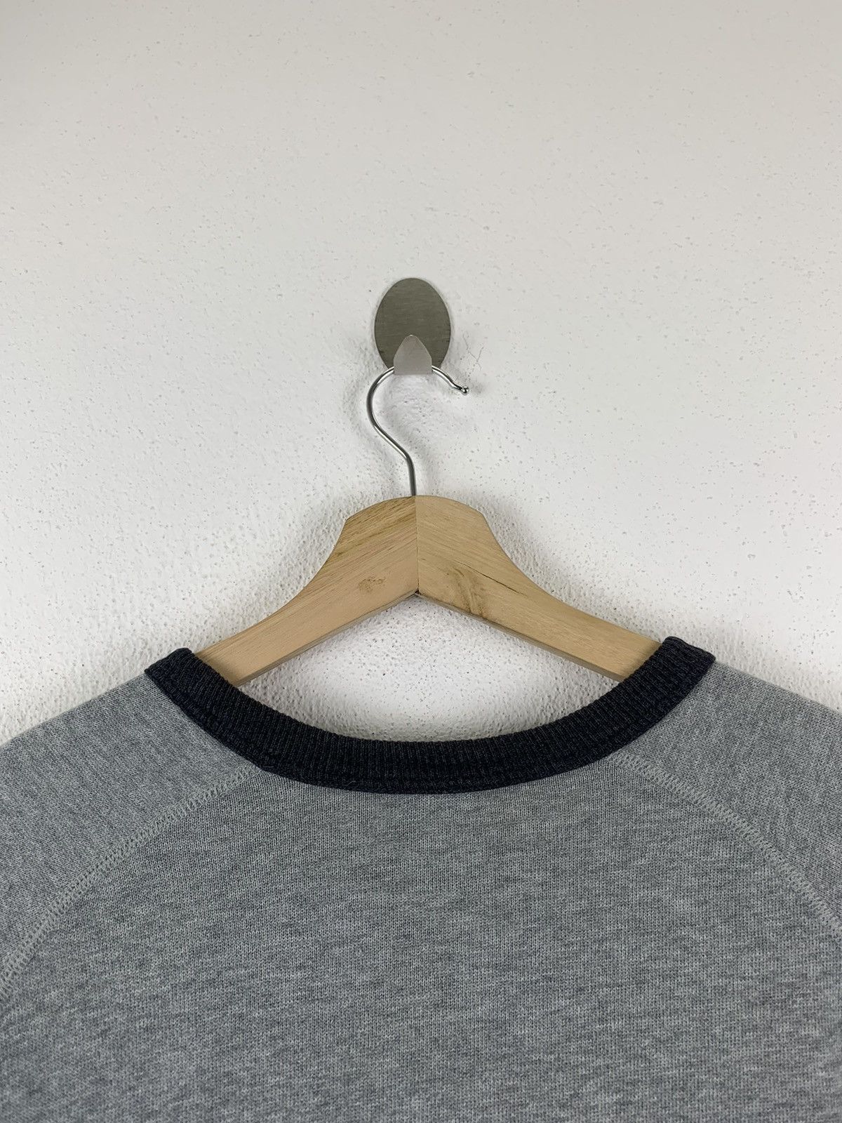 Nike NIKE SPORTWEAR BIG LOGO CROP SWEATSHIRT Size US S / EU 44-46 / 1 - 10 Thumbnail