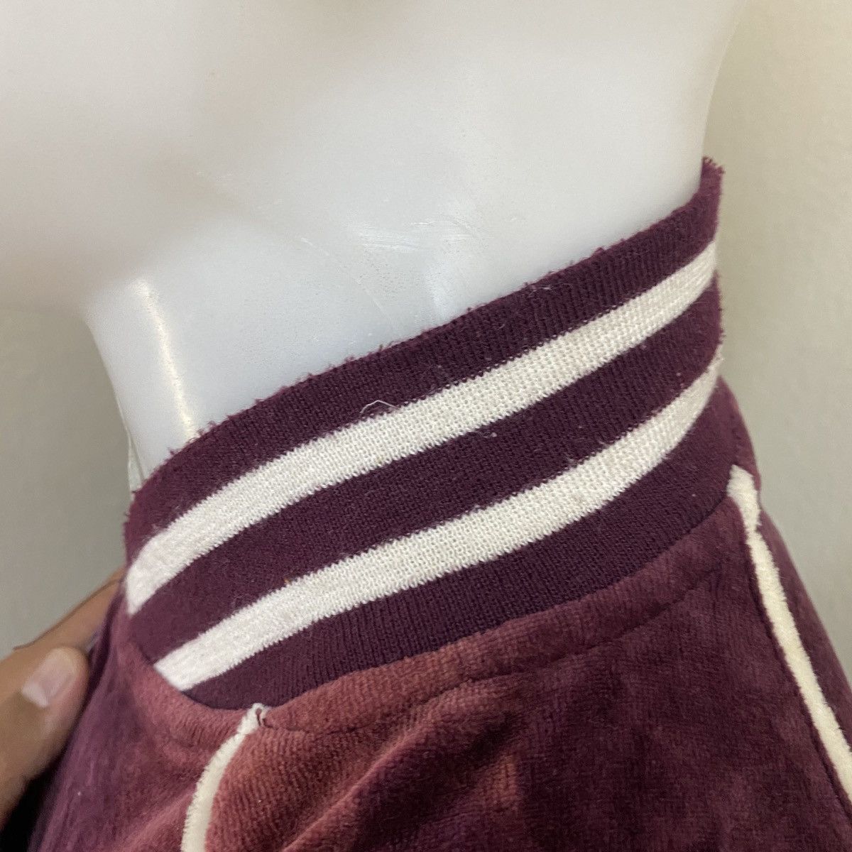 Japanese Brand VELVET SUKAJAN NYLAUS CREW EMBROIDED SWEATER Size US L / EU 52-54 / 3 - 5 Thumbnail