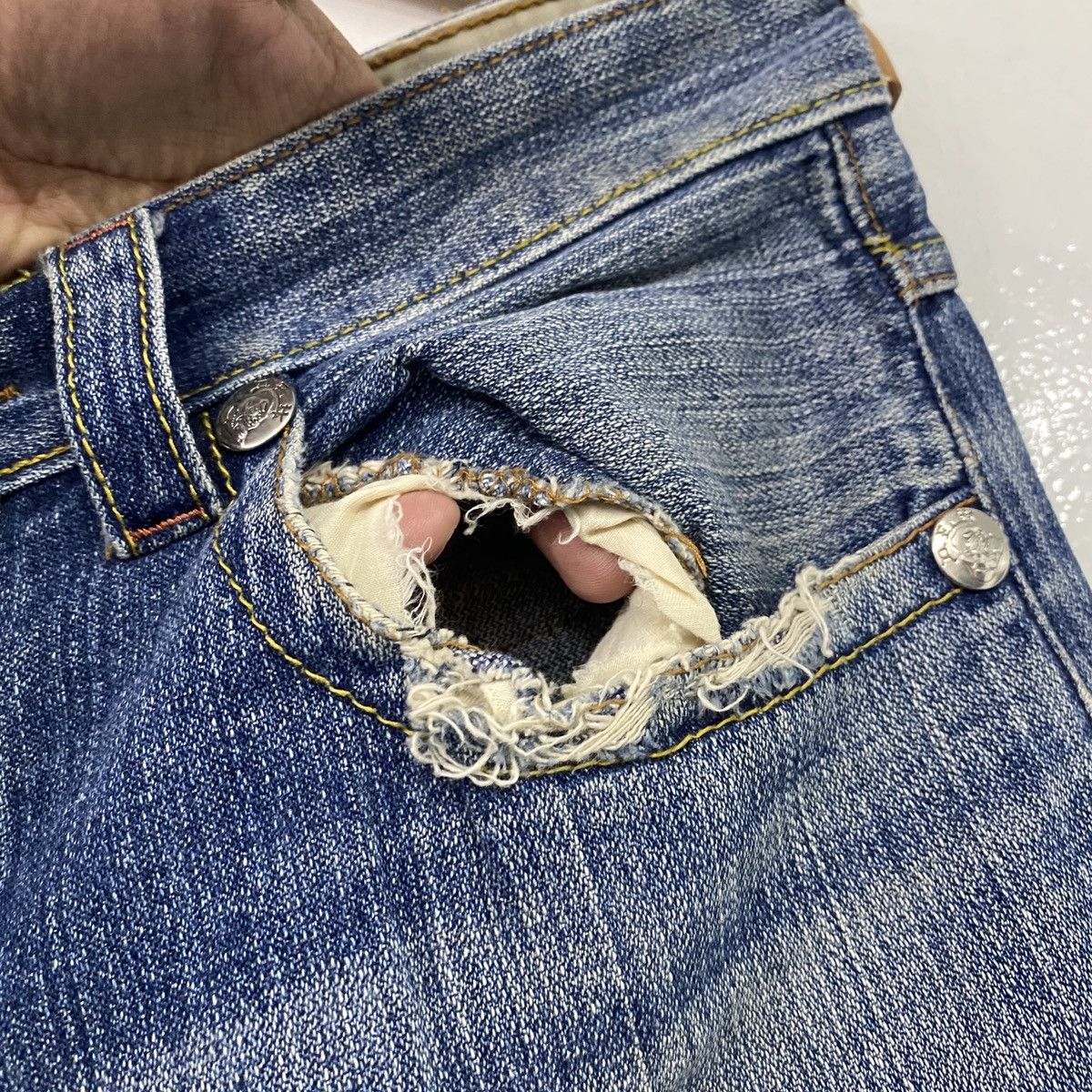 Ed Hardy × Vintage VTG ED HARDY DISTRESSED DENIM Size US 34 / EU 50 - 11 Thumbnail