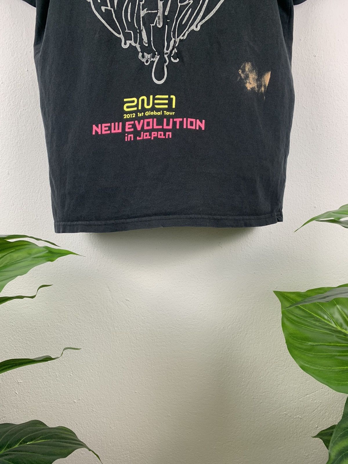 Band Tees × Japanese Brand Vintage Y2K 2Ne1 new evolution in japan Size US M / EU 48-50 / 2 - 10 Thumbnail