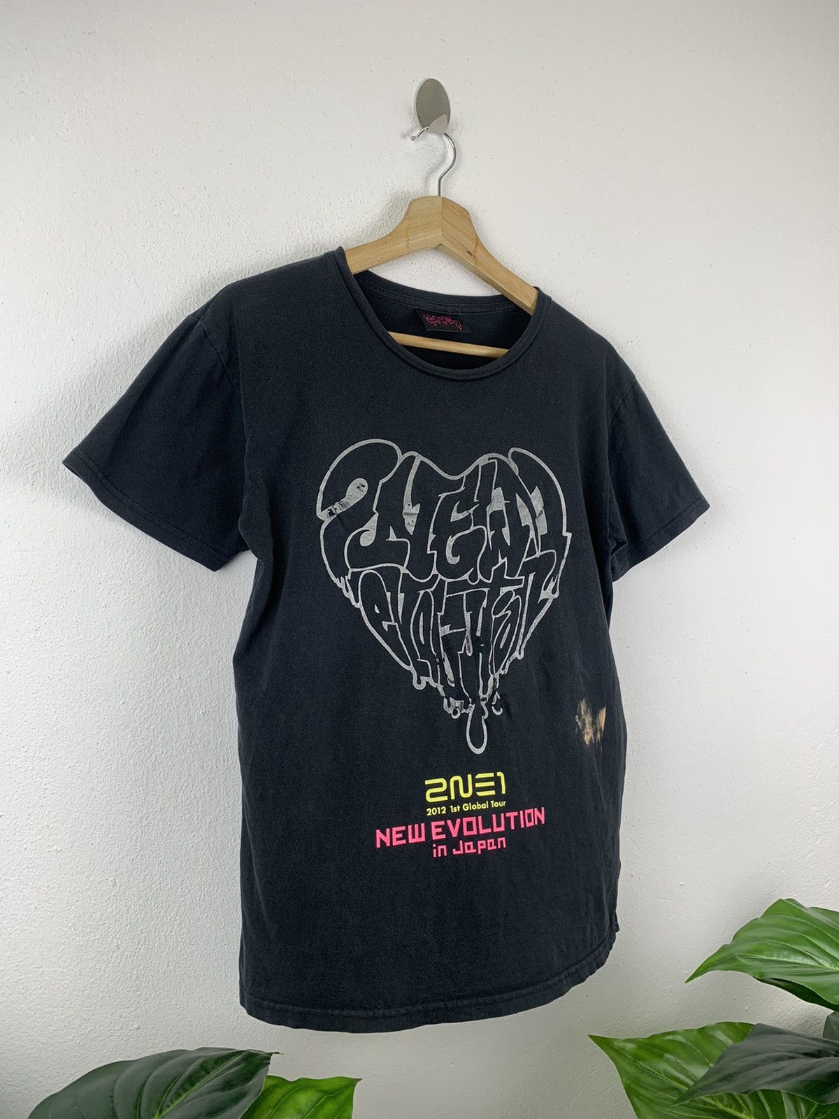 Band Tees × Japanese Brand Vintage Y2K 2Ne1 new evolution in japan Size US M / EU 48-50 / 2 - 2 Thumbnail