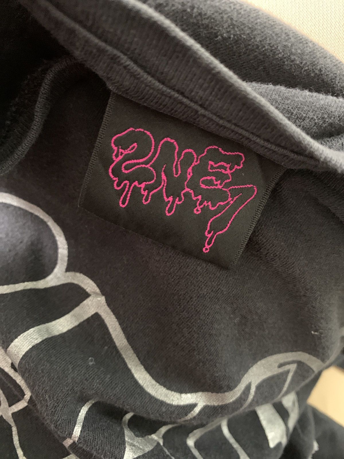 Band Tees × Japanese Brand Vintage Y2K 2Ne1 new evolution in japan Size US M / EU 48-50 / 2 - 11 Thumbnail