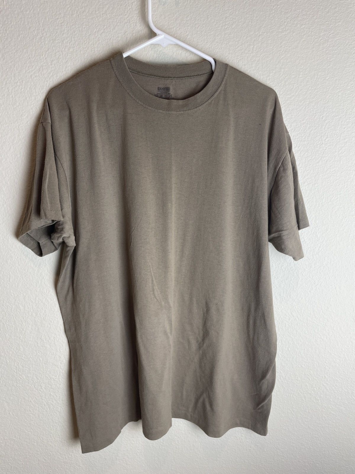 Vintage Vintage 90s Tan Blank T-Shirt Size US XL / EU 56 / 4 - 1 Thumbnail