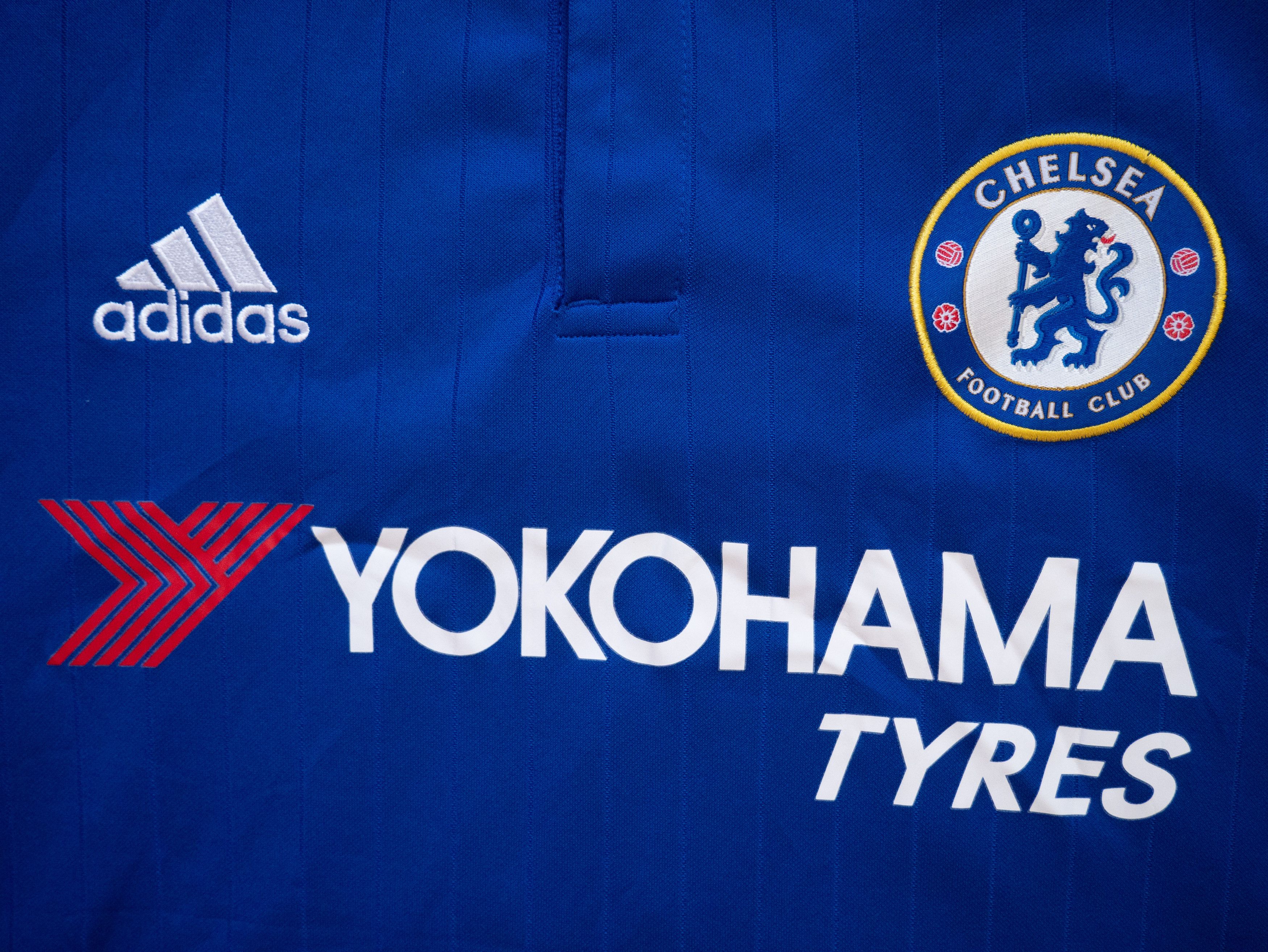 Adidas Adidas x F.C. Chelsea 2015 2016 Soccer Jersey L Size US L / EU 52-54 / 3 - 3 Thumbnail