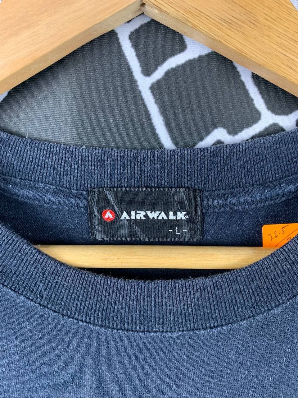 Airwalk Vtg Airwalk Skateboards Photo Tee Skate Streetwear Tshirt Size US XL / EU 56 / 4 - 3 Thumbnail