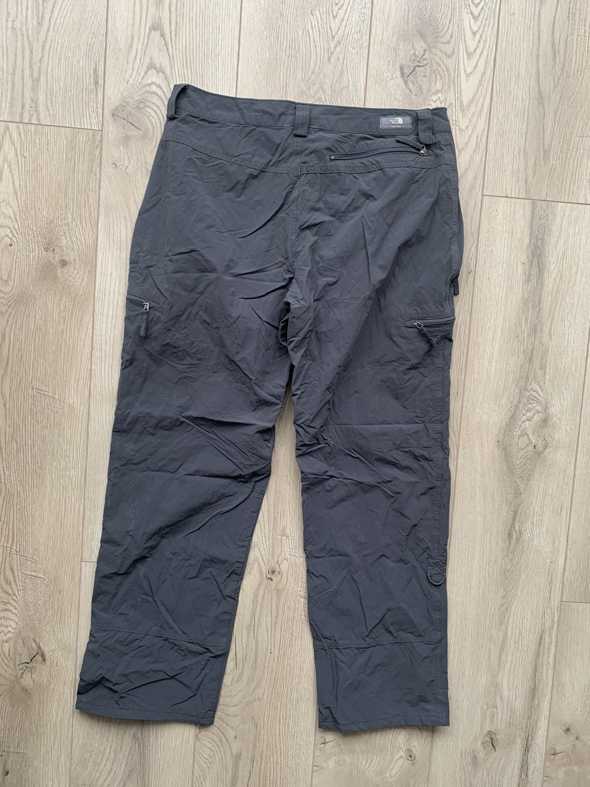 The North Face The north face nylon outdoor logo pants tracking Size US 32 / EU 48 - 1 Thumbnail