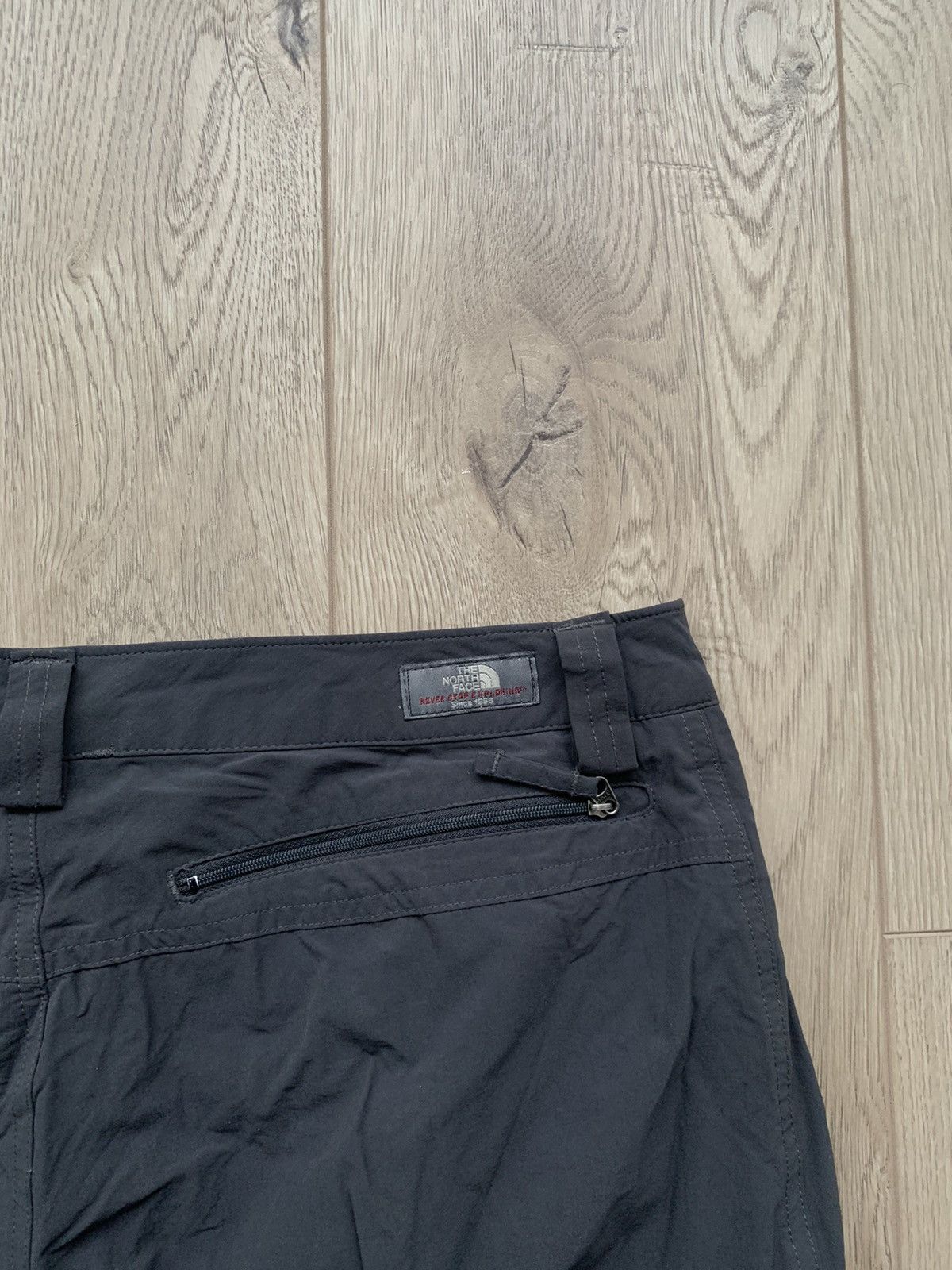 The North Face The north face nylon outdoor logo pants tracking Size US 32 / EU 48 - 4 Thumbnail