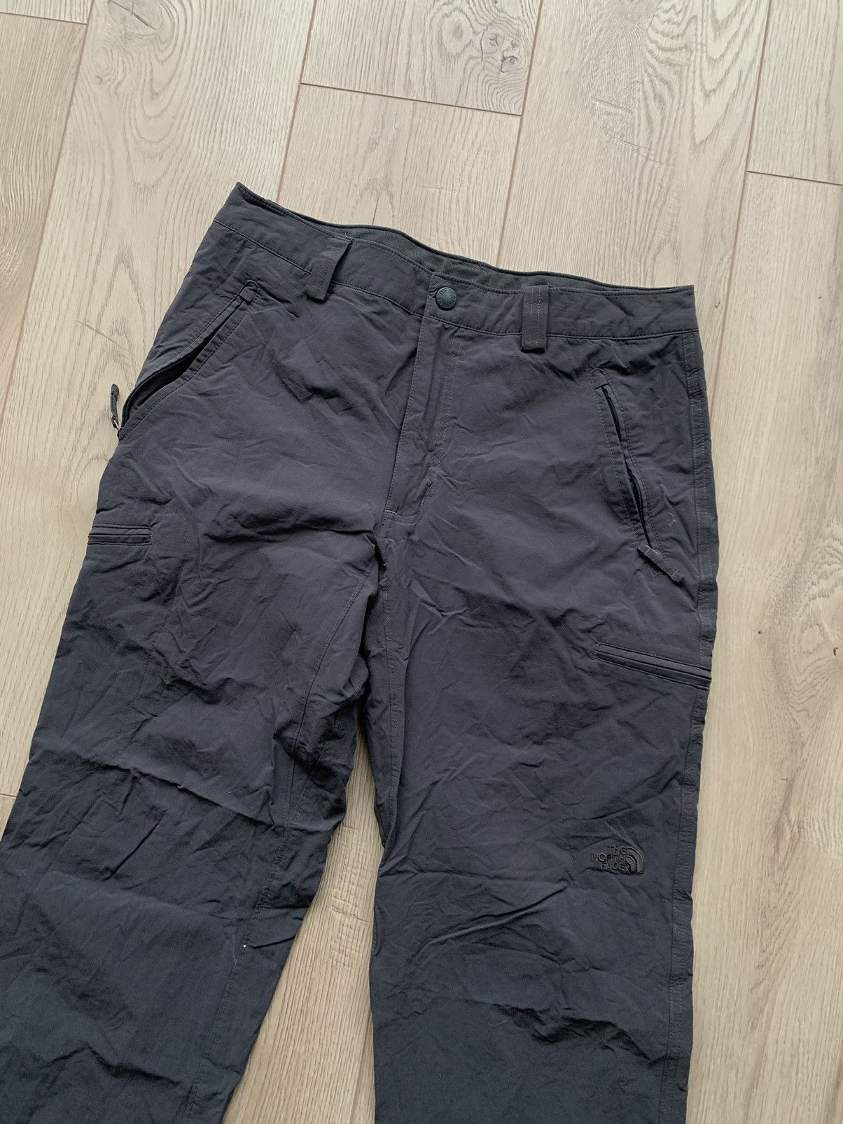 The North Face The north face nylon outdoor logo pants tracking Size US 32 / EU 48 - 6 Thumbnail