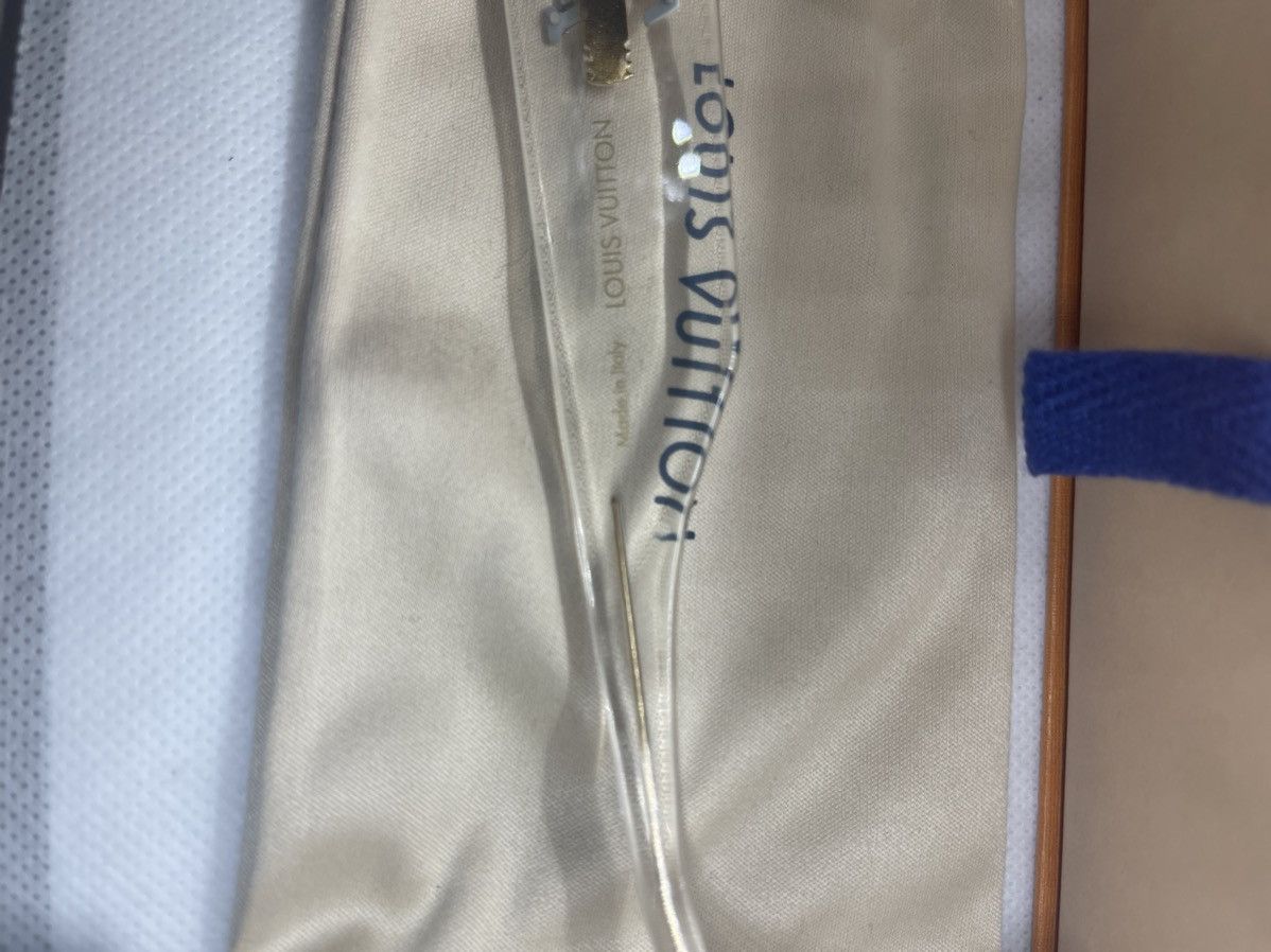 Louis Vuitton Louis Vuitton Transparent Clear Cyclone Sunglasses Size ONE SIZE - 8 Thumbnail