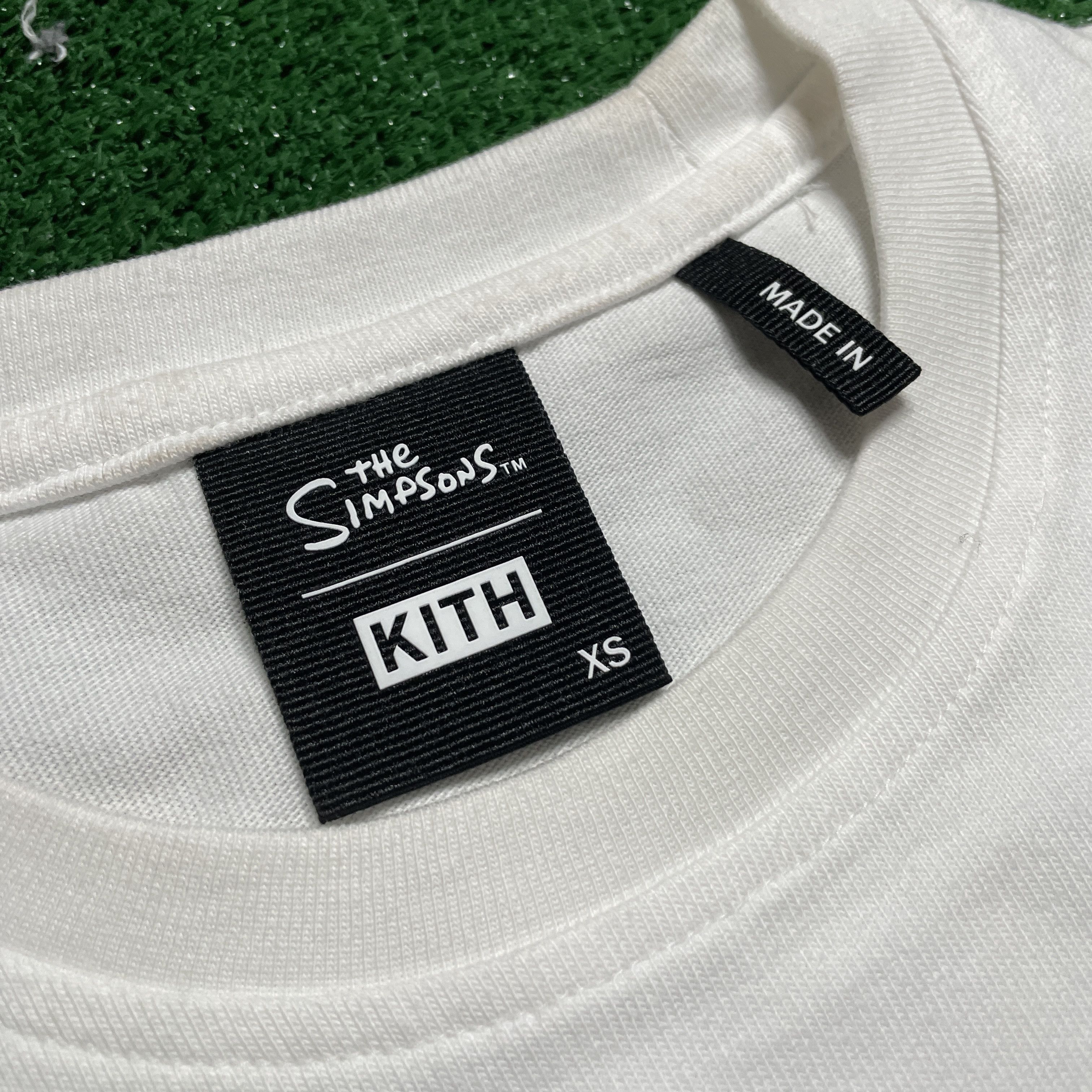 Kith × The Simpsons Kith x The Simpsons Sports Family Tee Size US XS / EU 42 / 0 - 4 Thumbnail
