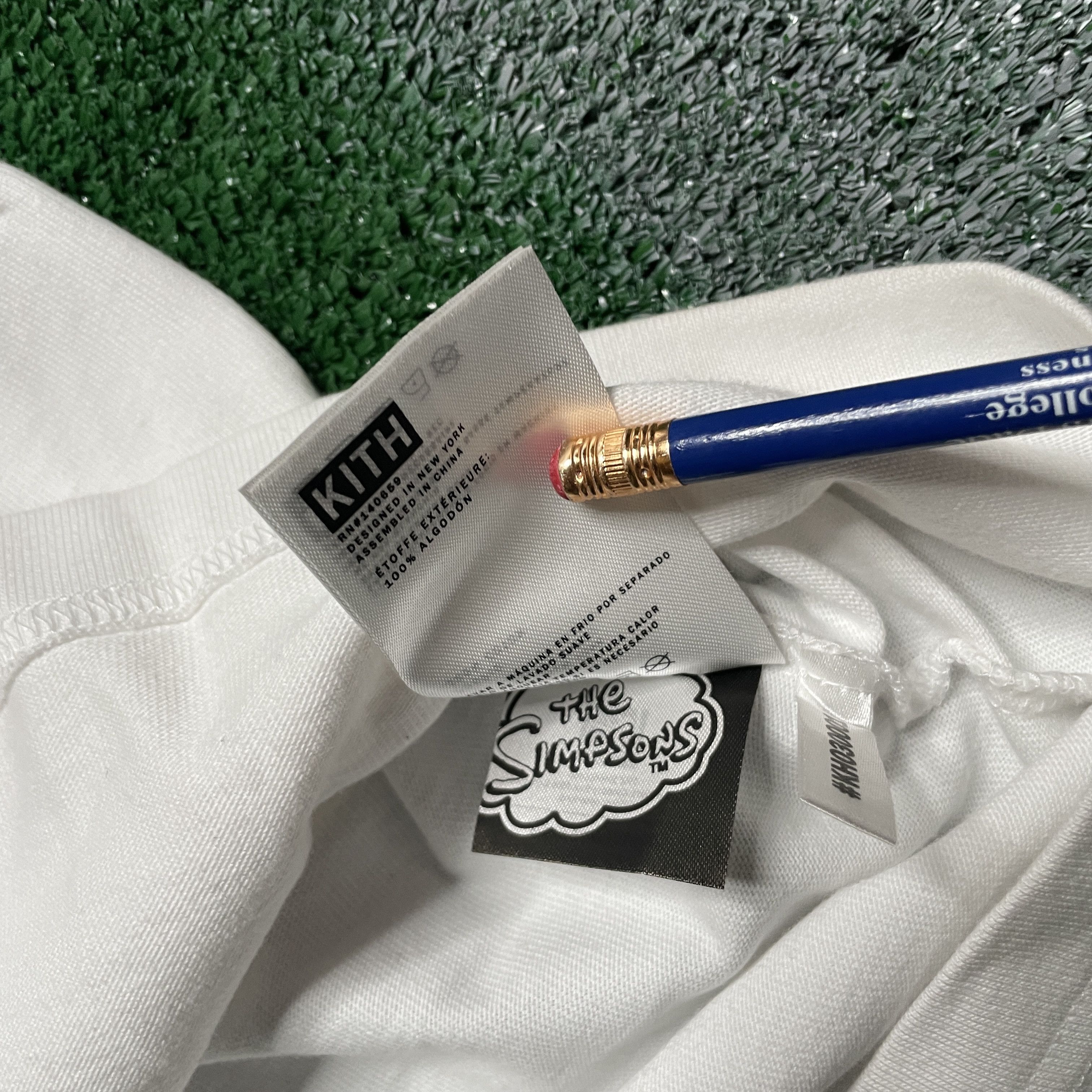 Kith × The Simpsons Kith x The Simpsons Sports Family Tee Size US XS / EU 42 / 0 - 7 Thumbnail