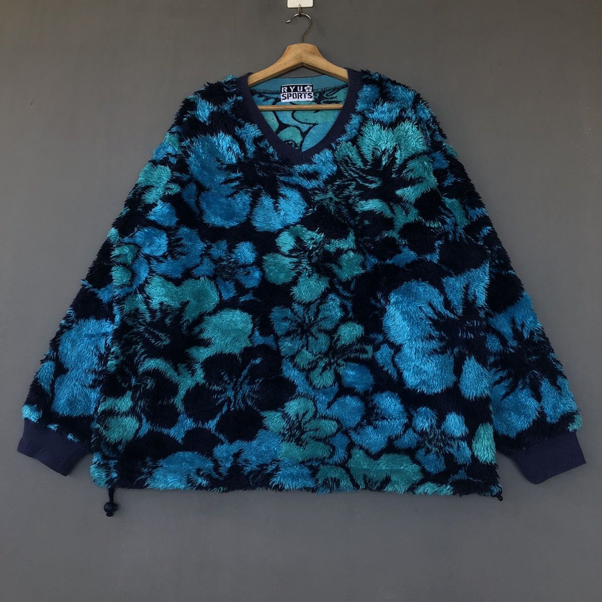 Ryu Sport Fleece Sweatshirt / Ryu Sport Sweatshirt