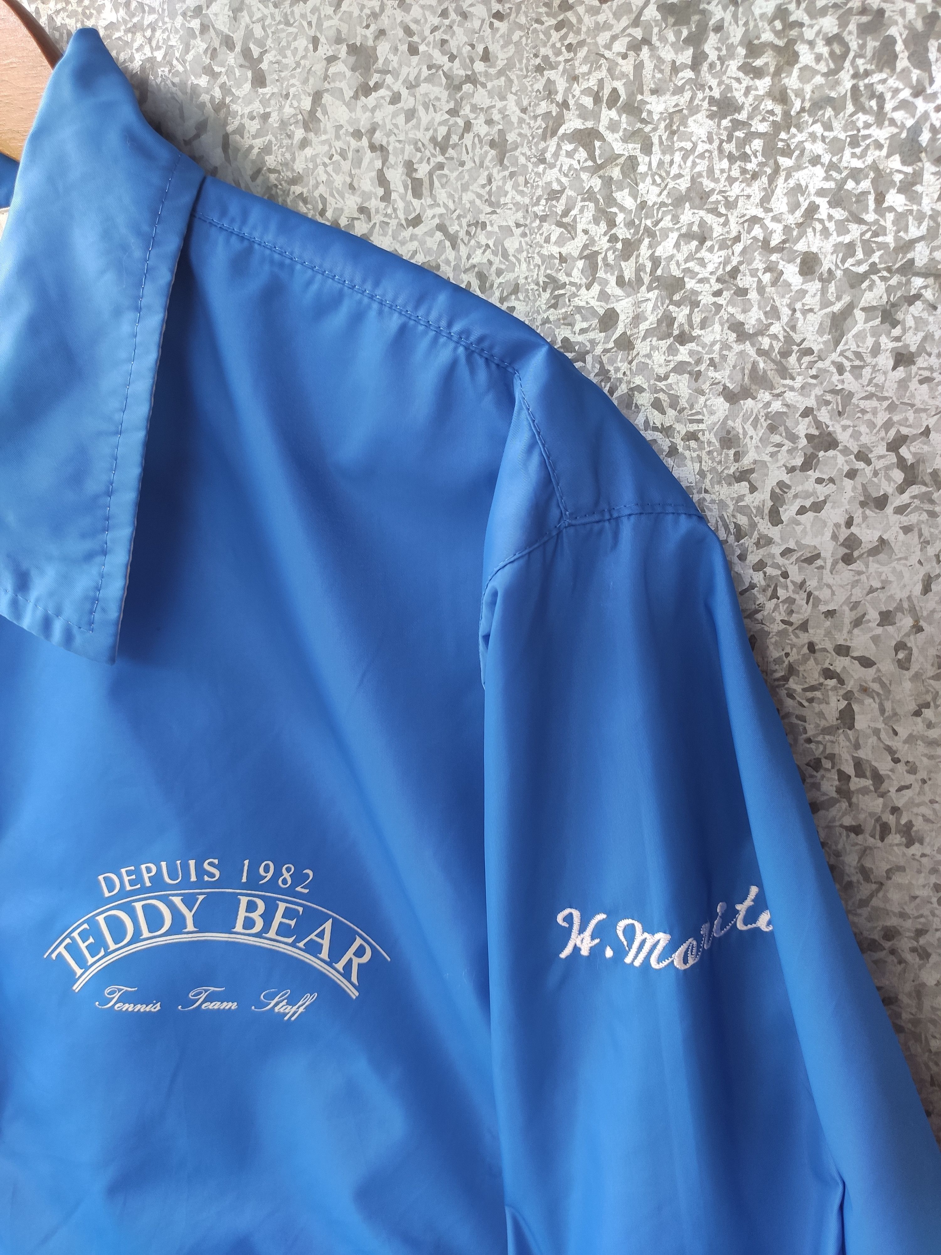 Vintage Vintage 80s Vintage Teddy Bear Tennis Team Depuis 1982 Size US L / EU 52-54 / 3 - 4 Thumbnail