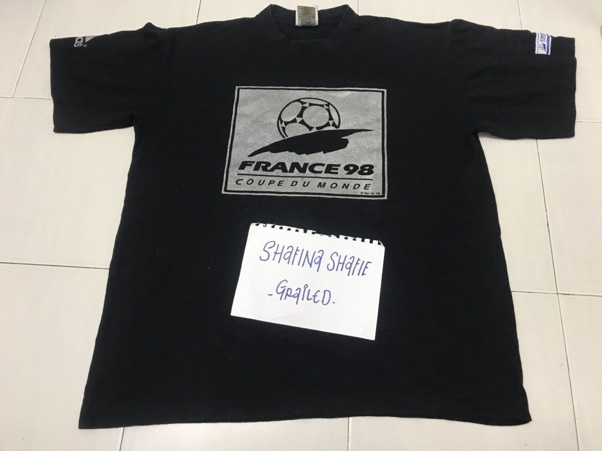 Vintage adidas 1998 france world cup TSHIRT