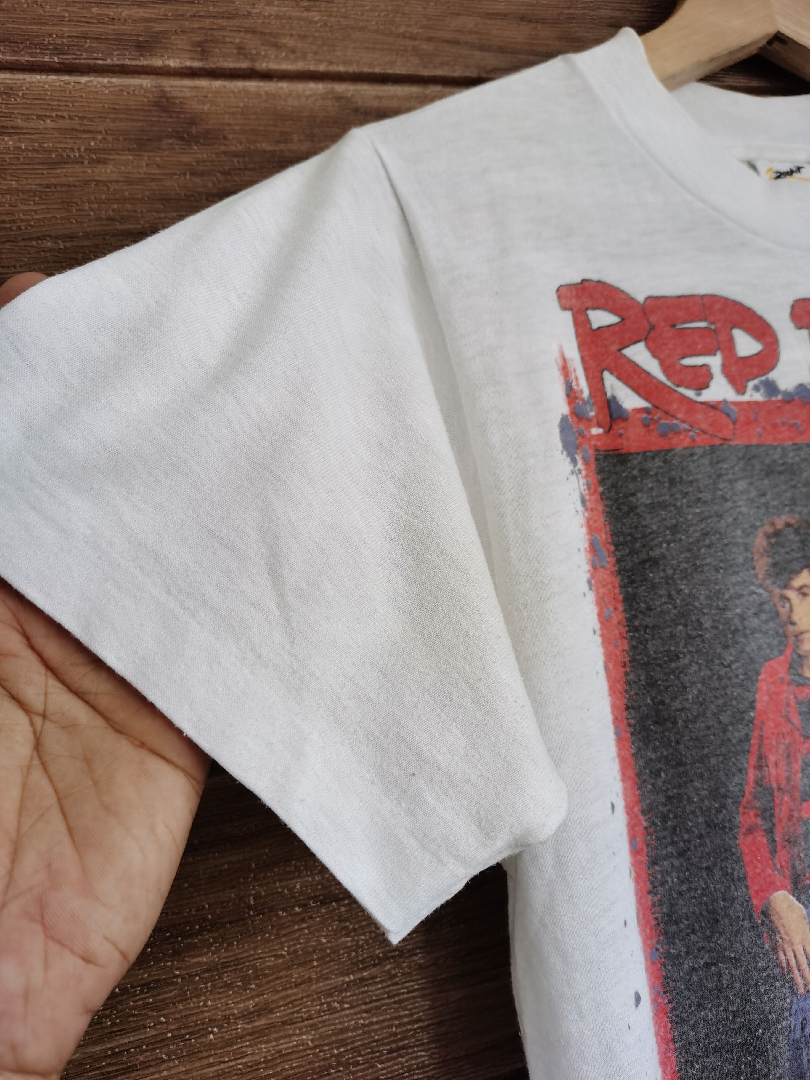 Band Tees VTG SINGLE STITCH RED ROCKERS SCHIZOPHRENIC CIRCUS TOUR 84 Size US S / EU 44-46 / 1 - 5 Thumbnail