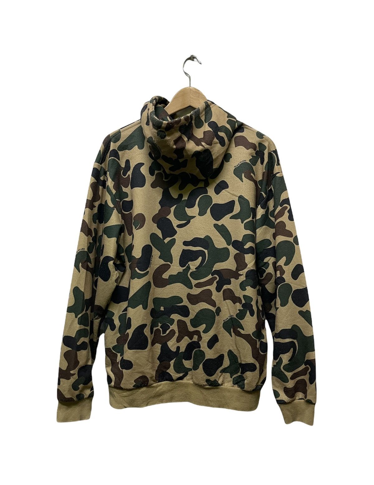 Japanese Brand × Vintage VINTAGE BLACK FLAME CAMO HOODIE SWEATSHIRT Size US M / EU 48-50 / 2 - 2 Thumbnail