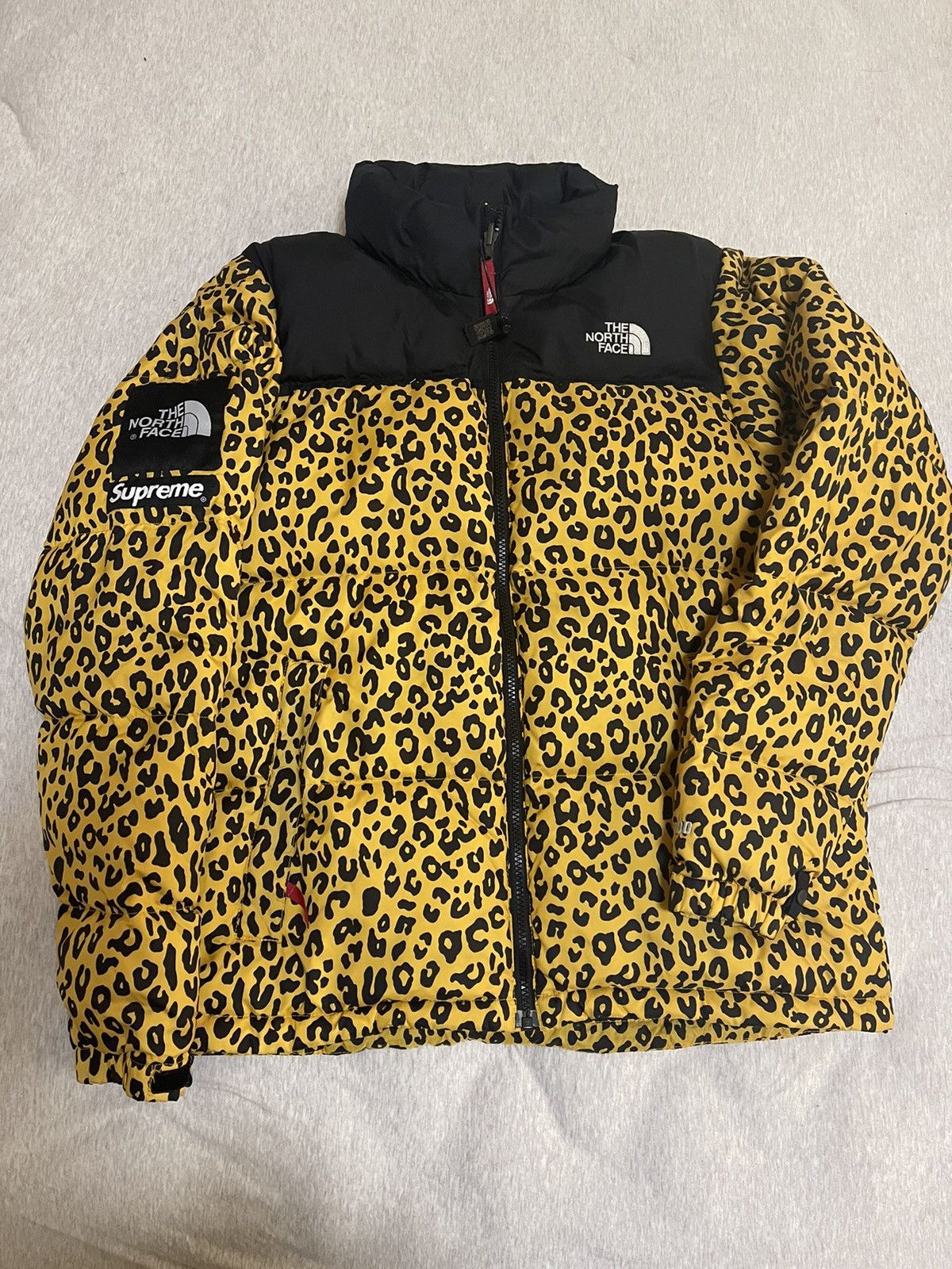 Supreme x The North Face TNF nuptse jacket Yellow Leopard FW11 SIZE LARGE