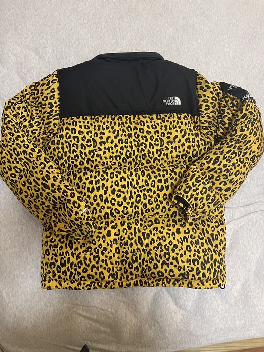 Supreme x the on sale north face leopard nuptse