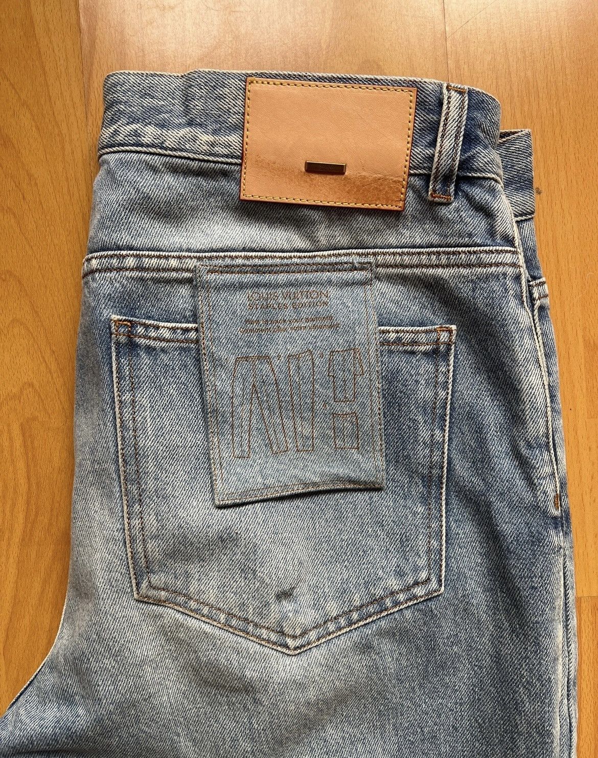 STAPLES EDITION LIGHT WASH DENIM – OBTAIND