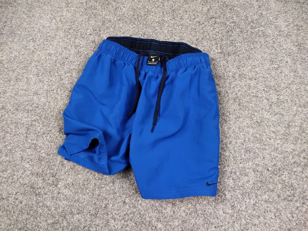 Nike Vintage Nike Shorts Blue swoosh casual Y2K Streetwear Size US 34 / EU 50 - 6 Thumbnail
