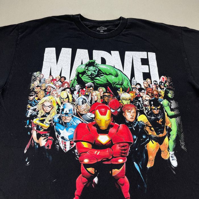 Marvel Comics Marvel Comics Earths Mightiest Heroes Retro T-Shirt Adult ...