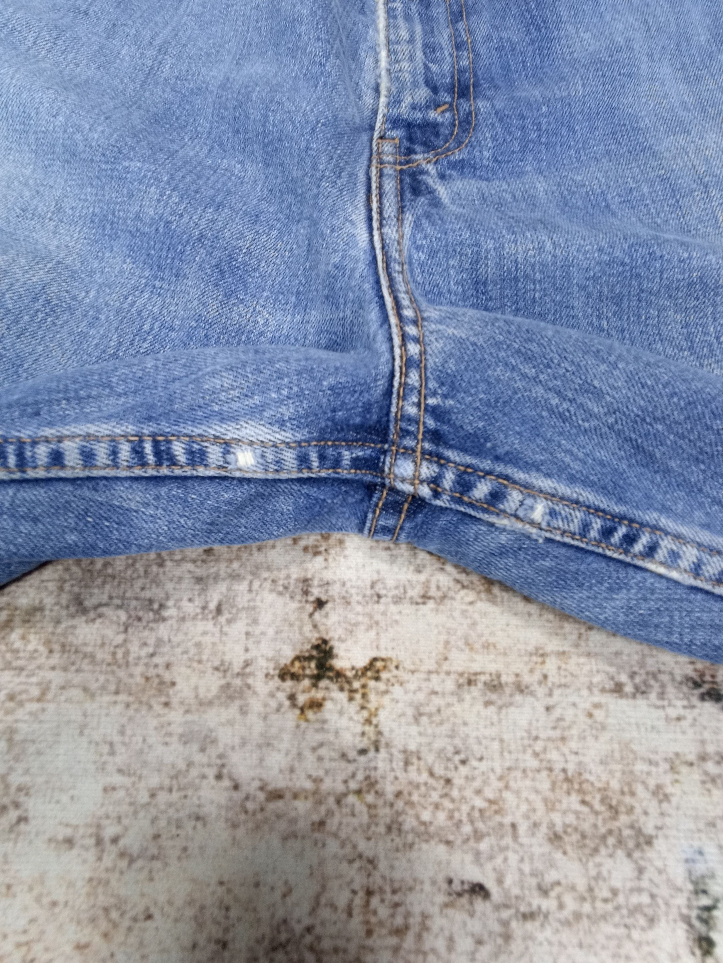 Jean × Levi's × Vintage 90s Vintage Levi’s 569 Short Jeans - J069 Size US 35 - 8 Thumbnail