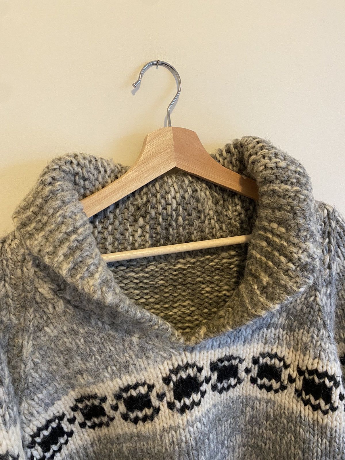 Vintage 1940s Cowichan Knit Hand Sweater Wool Canada Vtg True Size US M / EU 48-50 / 2 - 3 Thumbnail