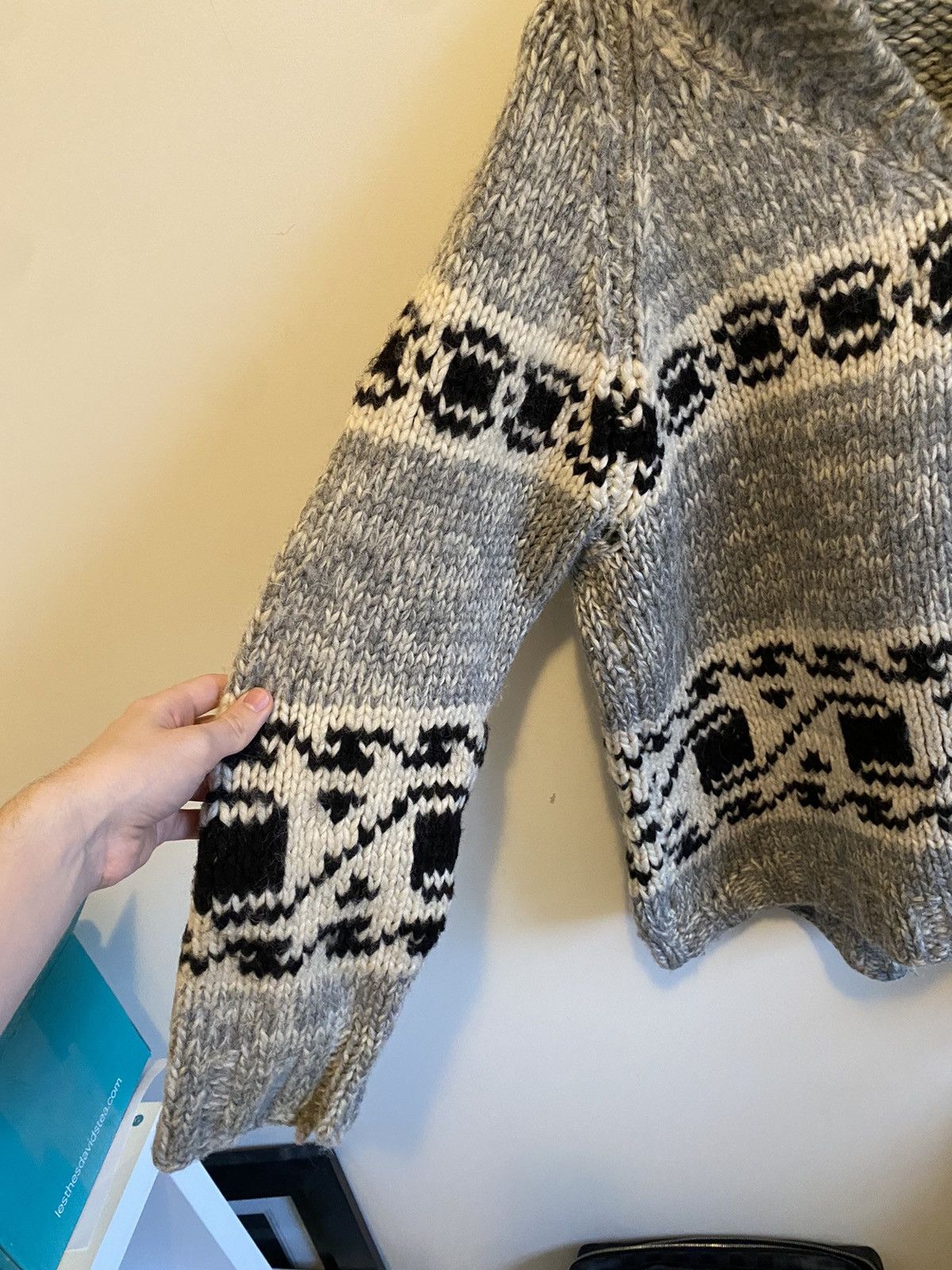 Vintage 1940s Cowichan Knit Hand Sweater Wool Canada Vtg True Size US M / EU 48-50 / 2 - 4 Thumbnail