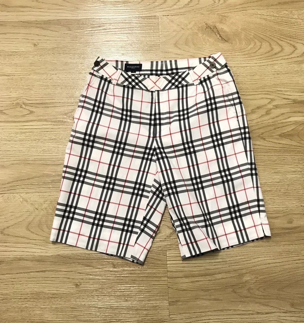 image of Burberry Golf Nova Check Short Pants in Beige, Men's (Size 26)