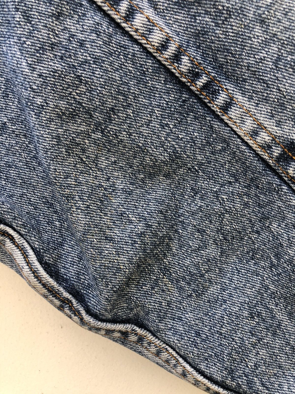 Levi's Vintage 1991 Levi’s Sherpa Faded Blue Denim Trucker Jacket Size US L / EU 52-54 / 3 - 12 Thumbnail