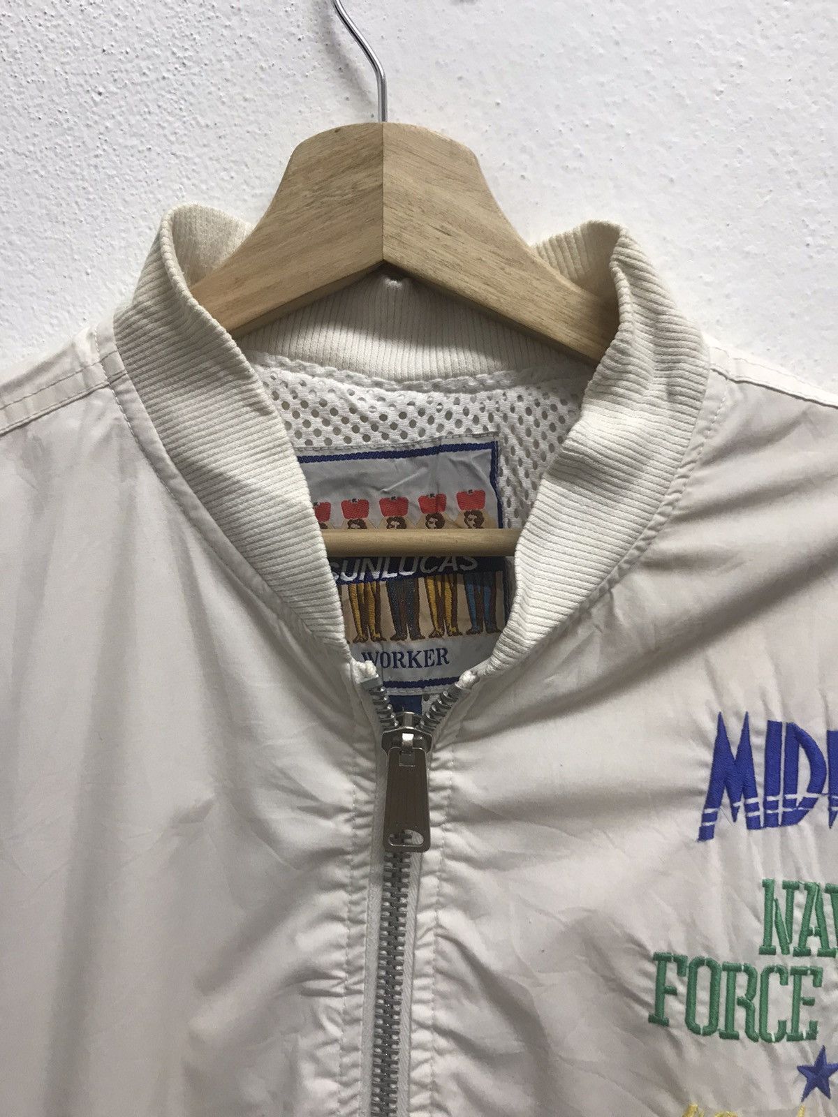 Vintage VINTAGE BOMBER JACKET NAVY FORCE UNIT WHITE Size US L / EU 52-54 / 3 - 4 Thumbnail