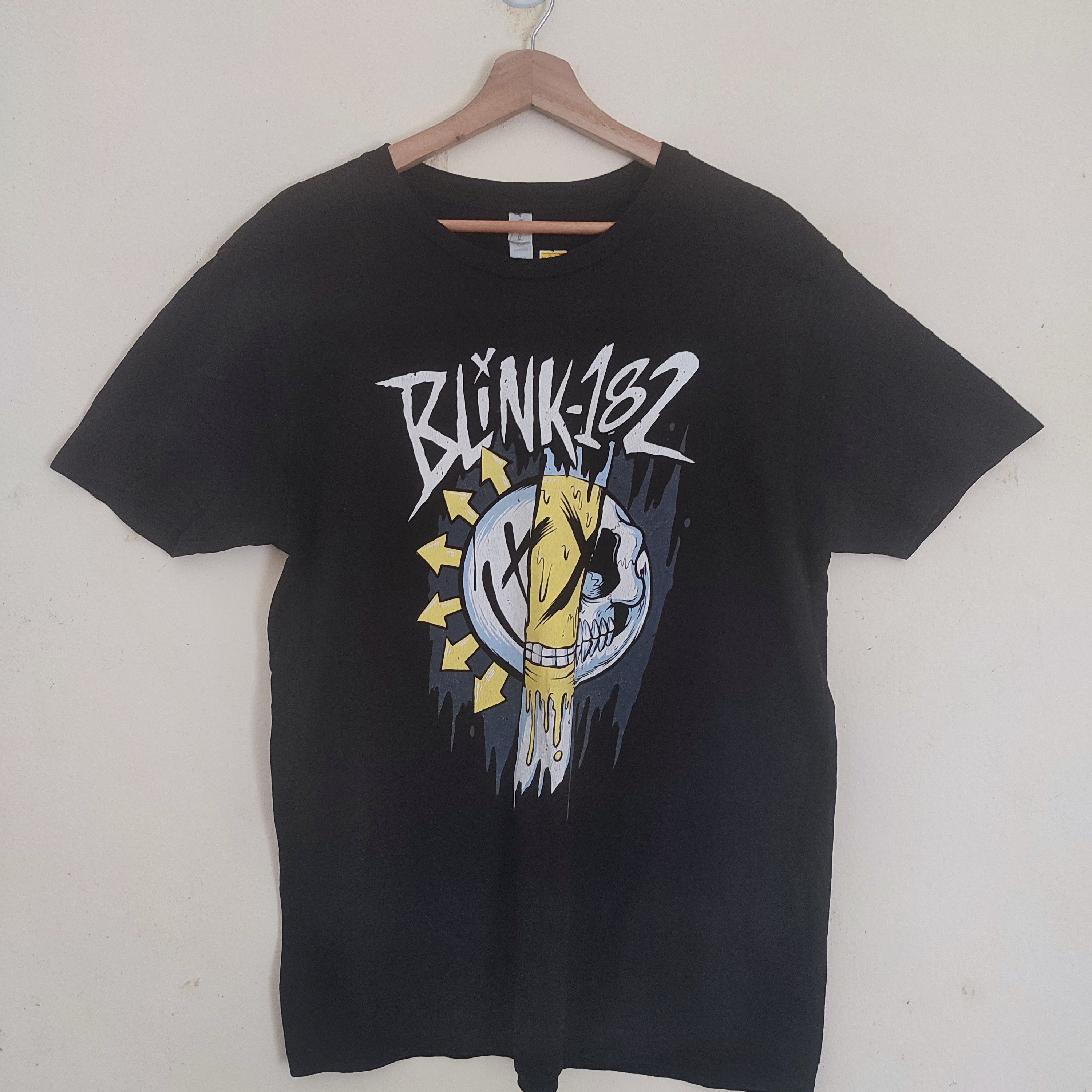 Blink-182 American Rock Band Tshirt