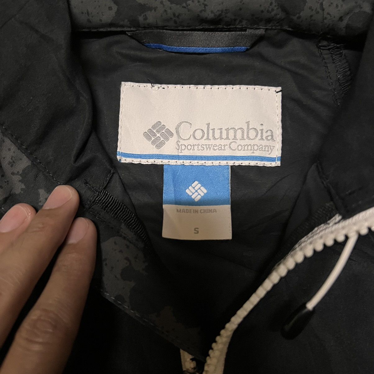 Columbia Columbia Light Jacket Windbreaker For Outdoor Size US S / EU 44-46 / 1 - 7 Thumbnail