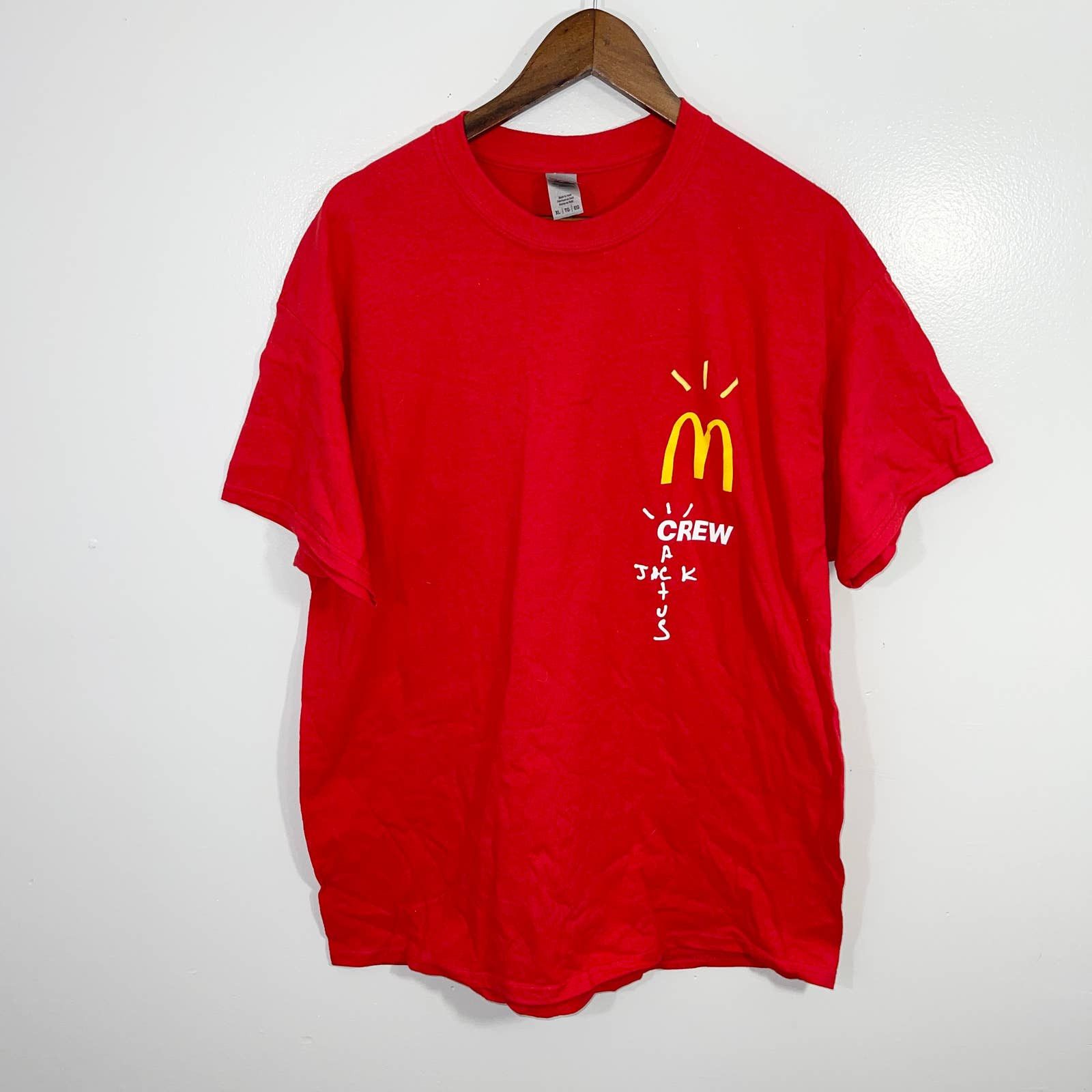 Gildan Travis Scott X McDonalds Crew Shirt Size US XL / EU 56 / 4 - 1 Thumbnail
