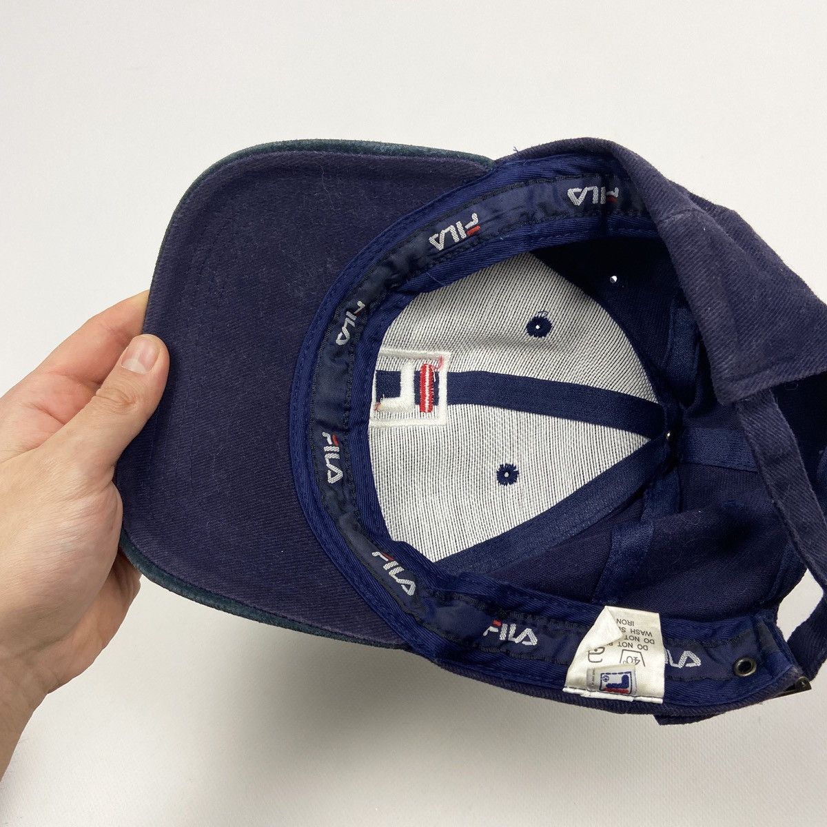 Fila Vintage 90s Fila Navy Embroidered logo baseball cap Italy Size ONE SIZE - 7 Thumbnail